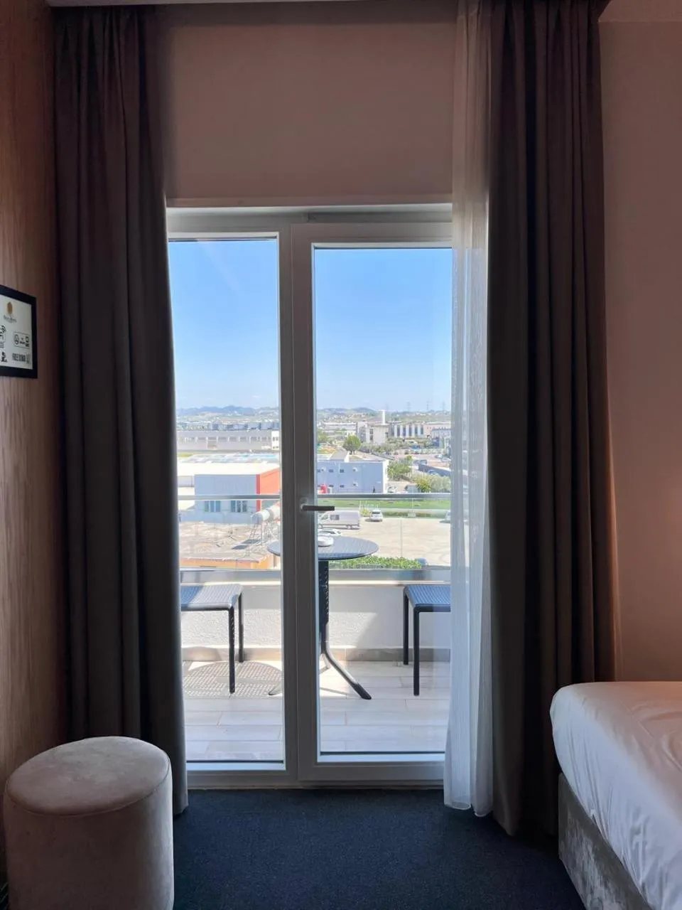 Bed in Hotel Delta Premium