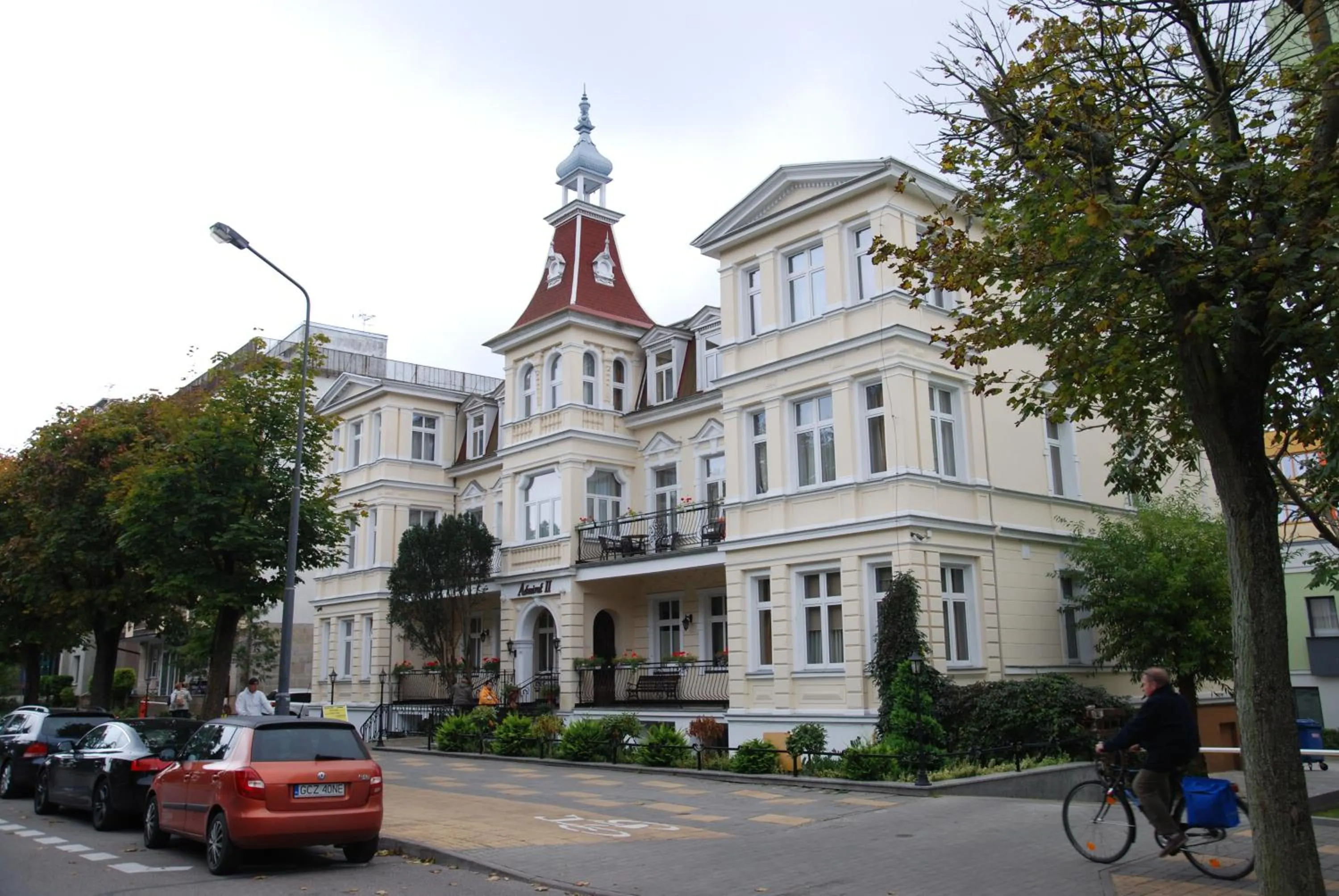 Property building in Admiral II