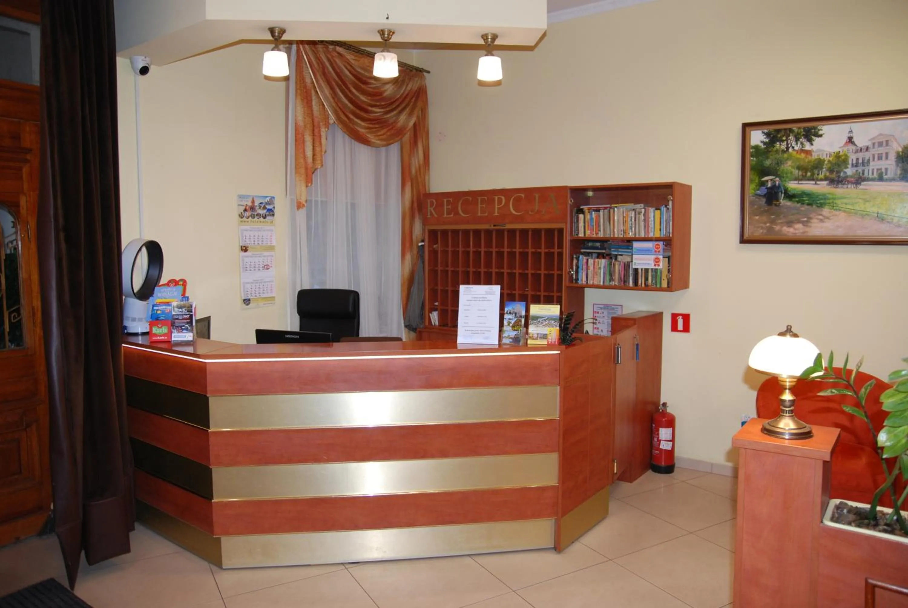 Lobby or reception in Admiral II