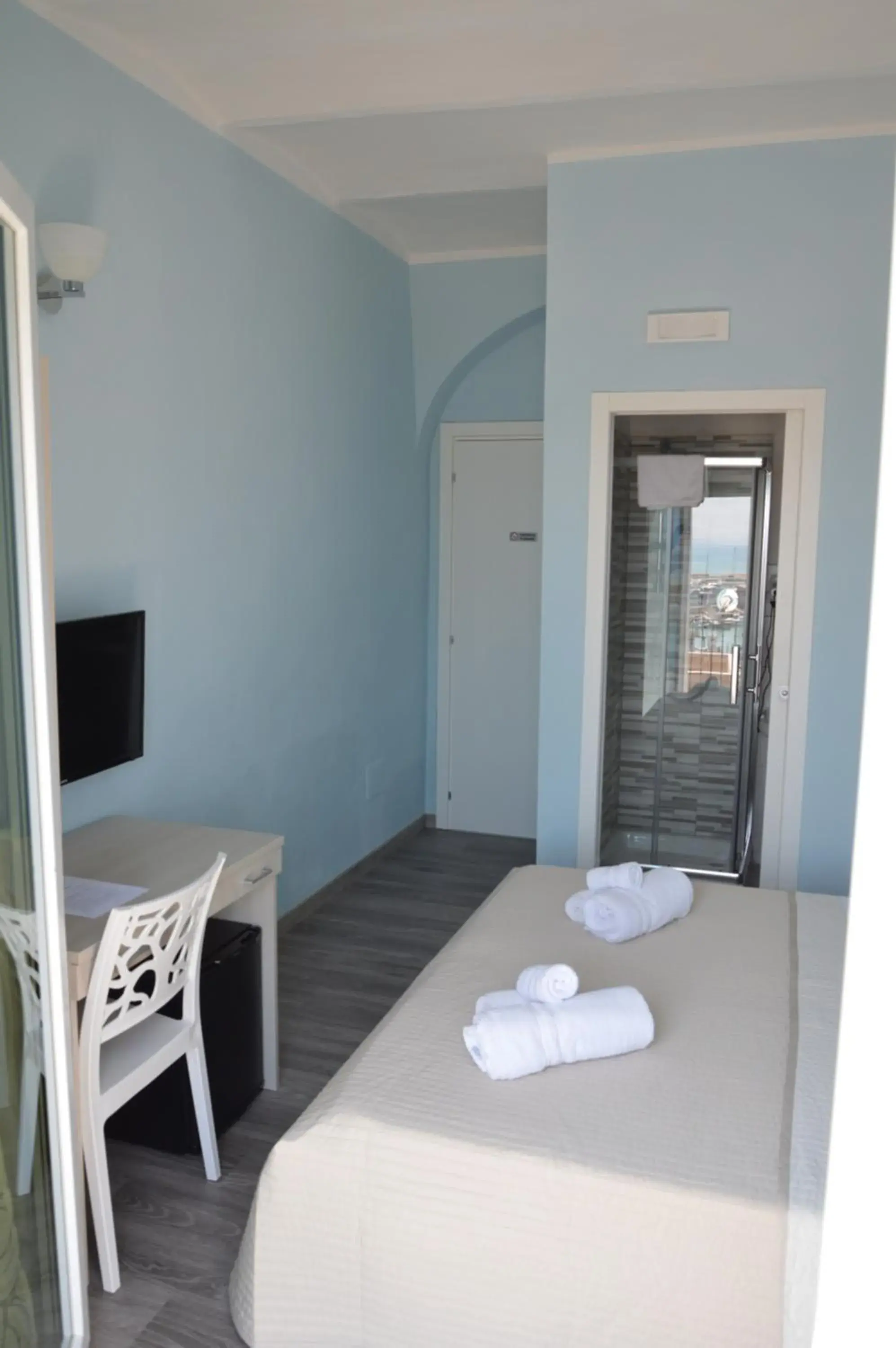 Double Room with Sea View in La Gemma nel Borgo B&B Double Room with Sea View in La Gemma nel Borgo B&B