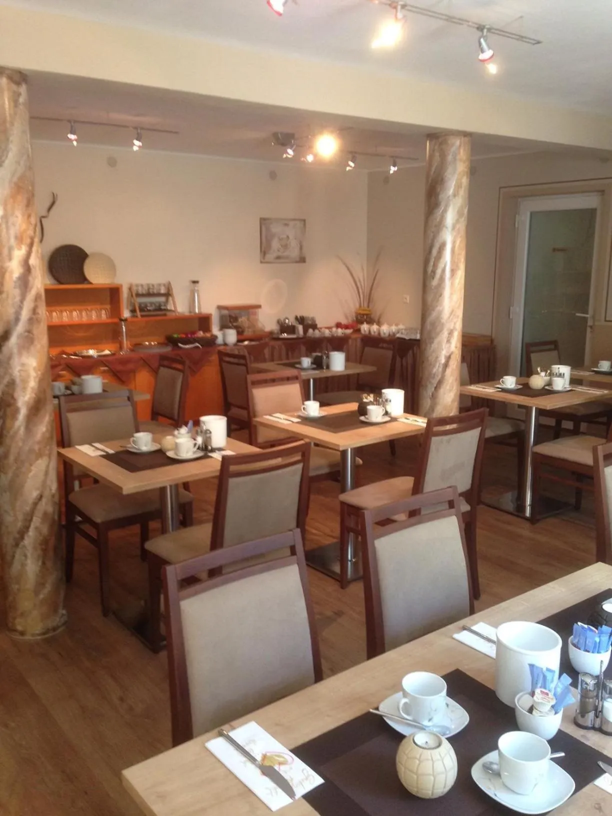 Restaurant/places to eat in Pension Wagner