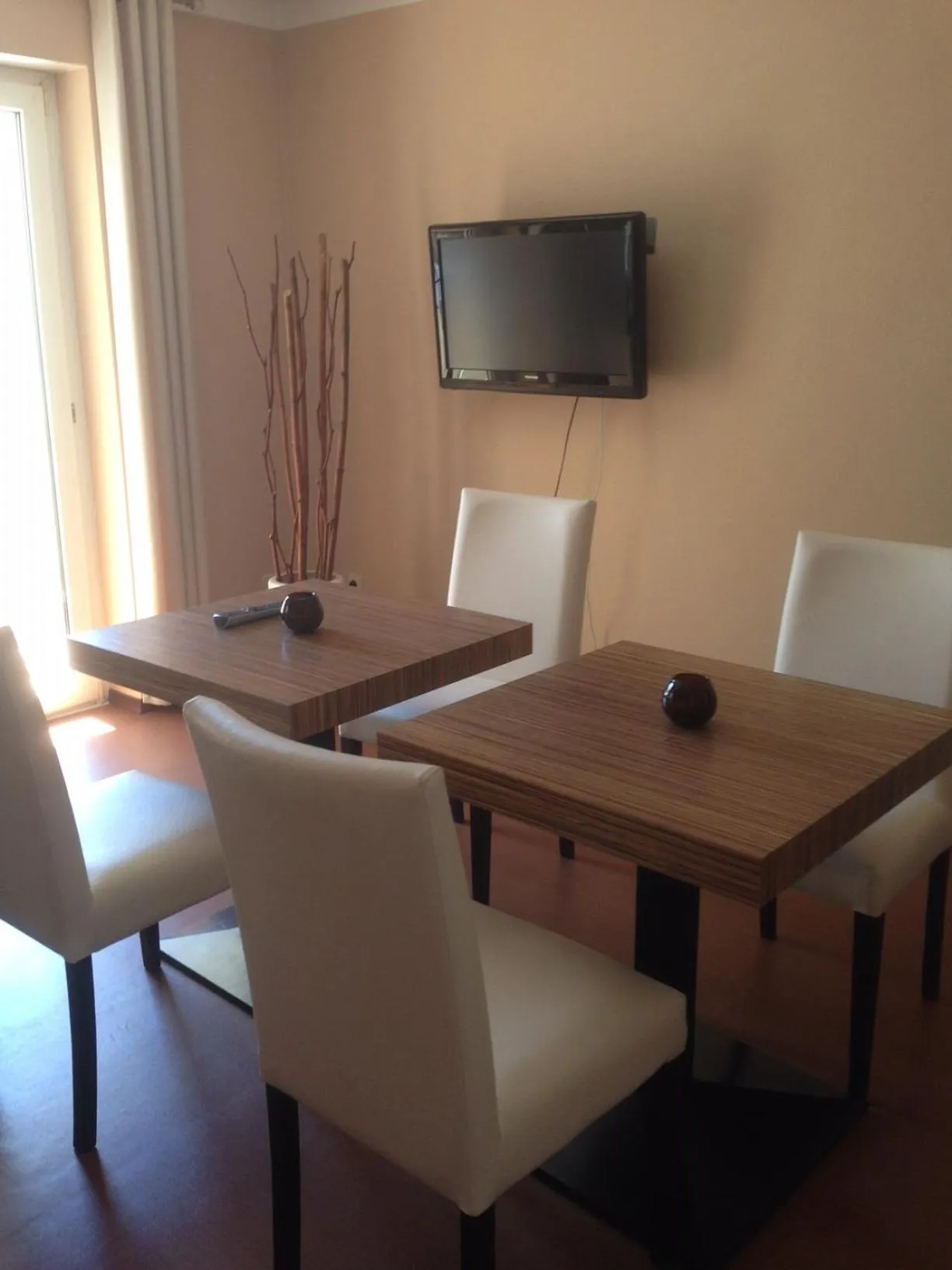 Communal kitchen in Pension Wagner