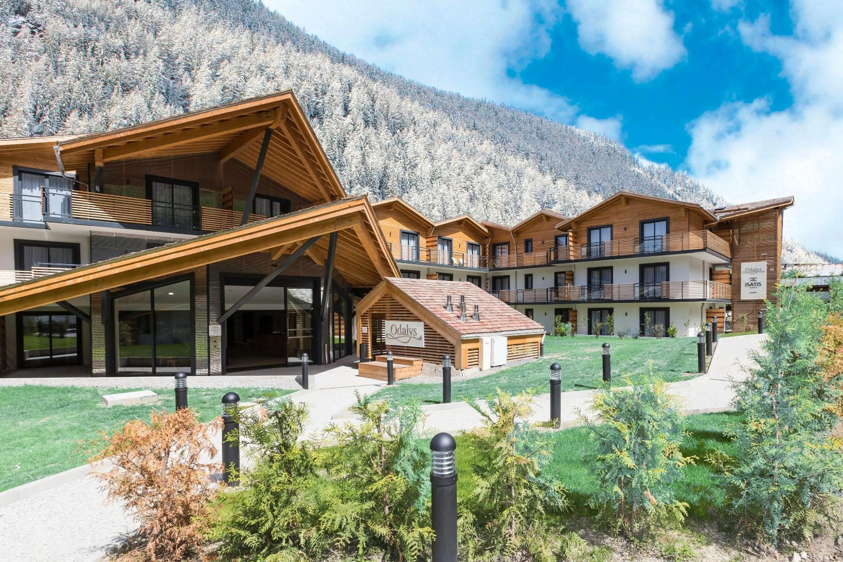 Facade/entrance in Résidence Odalys Isatis