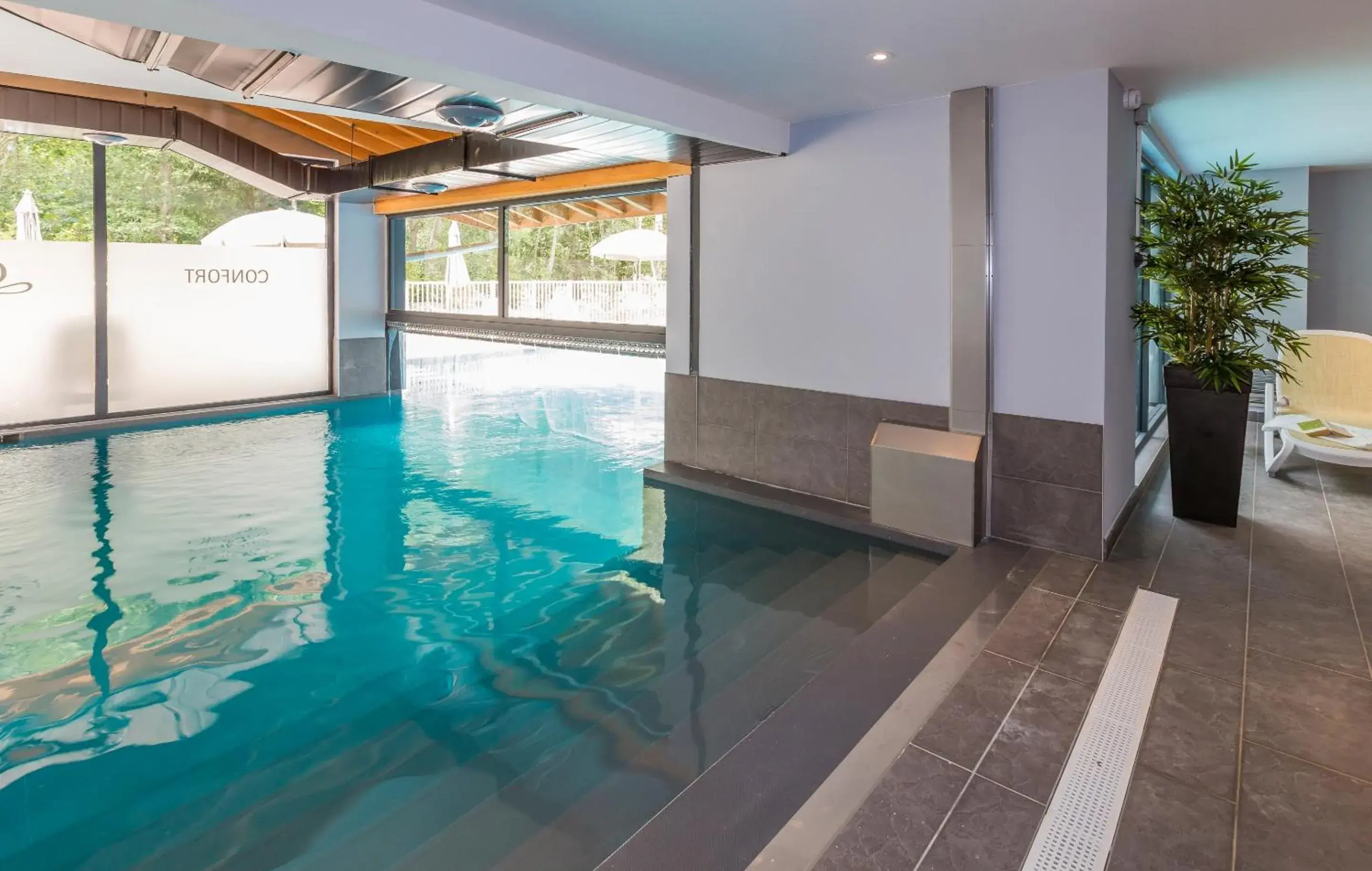 Swimming pool in Résidence Odalys Isatis Swimming pool in Résidence Odalys Isatis