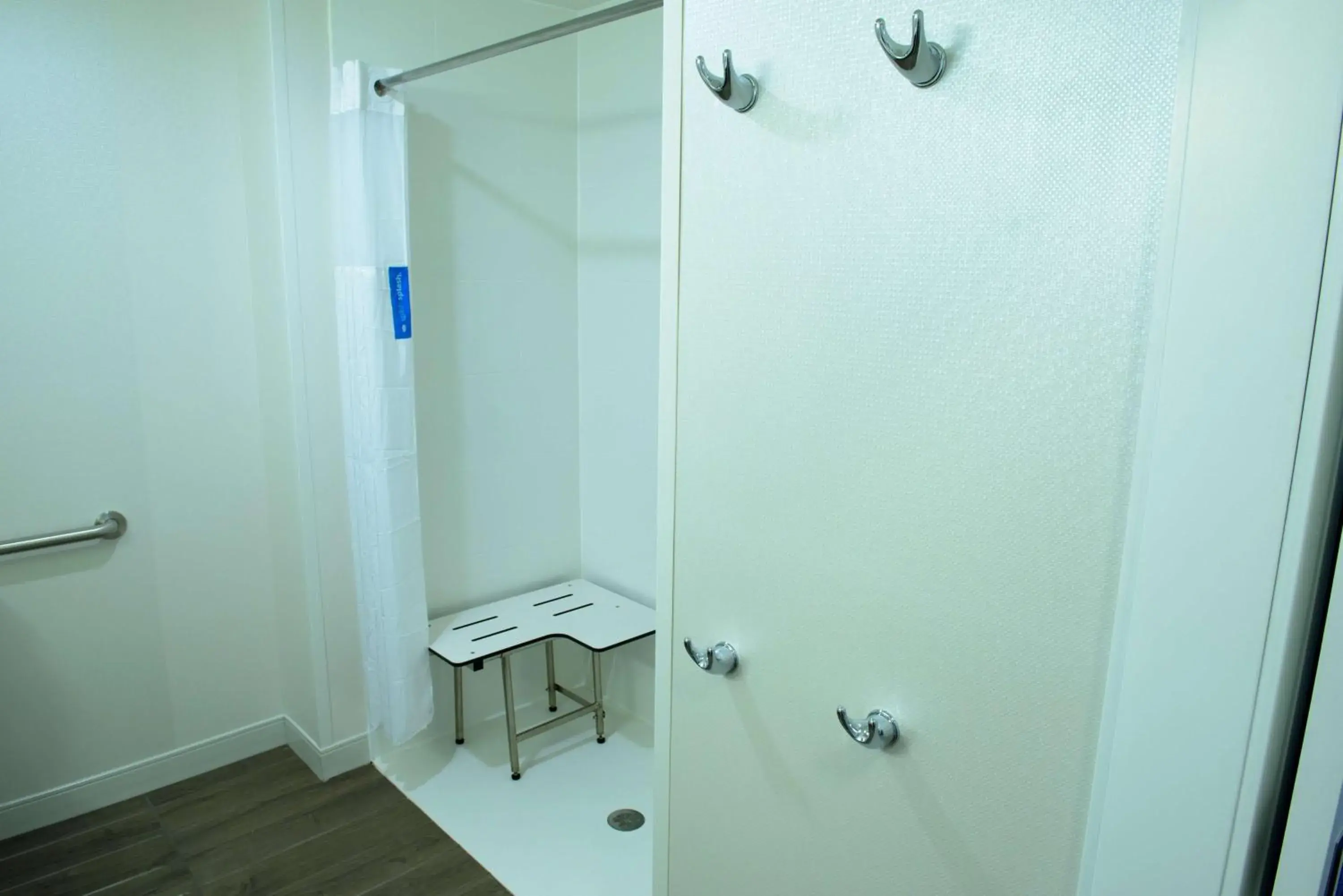 Bathroom in Hampton Inn & Suites Bay City Bathroom in Hampton Inn & Suites Bay City