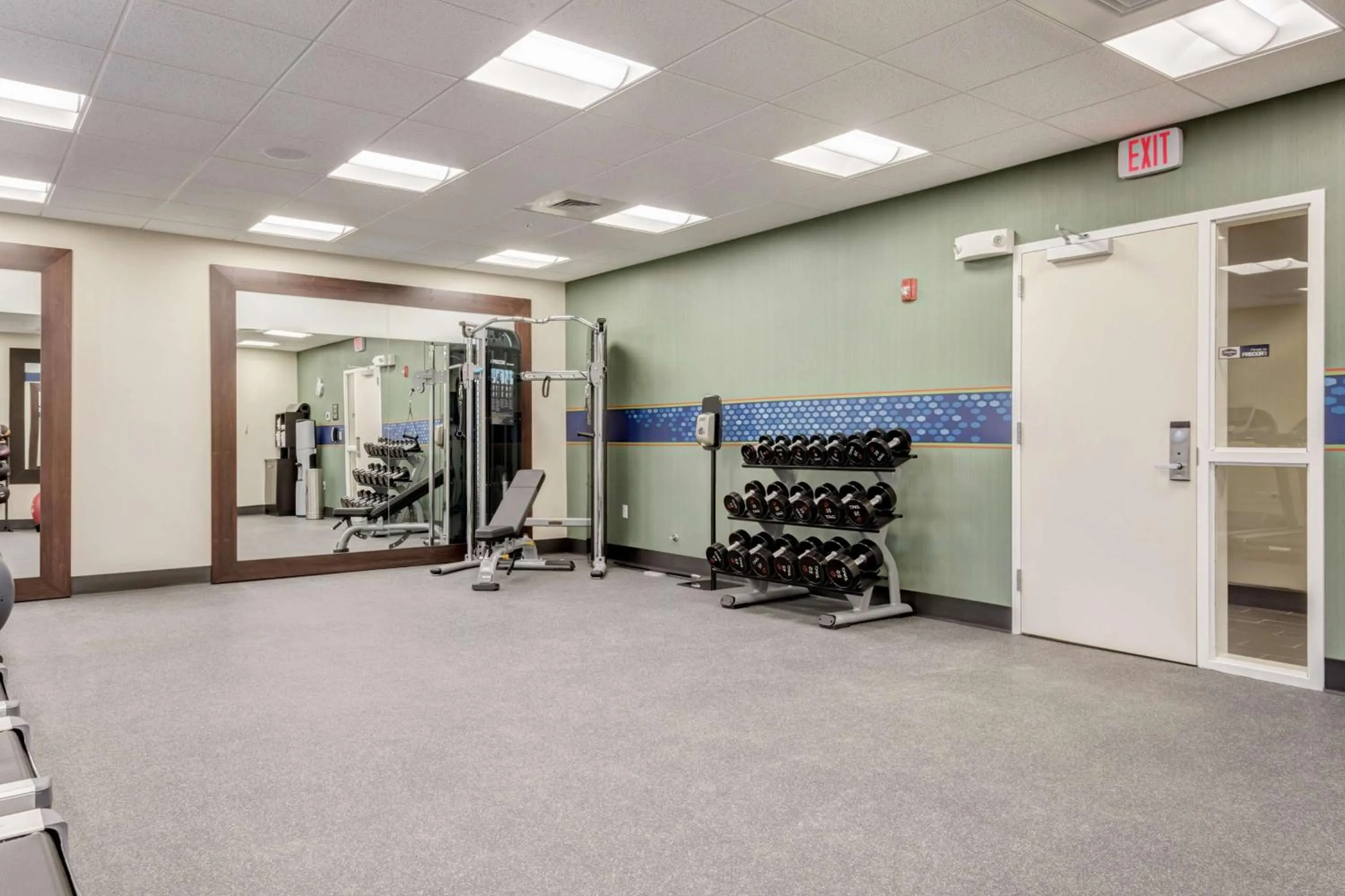 Fitness centre/facilities in Hampton Inn-St. Louis Wentzville, MO
