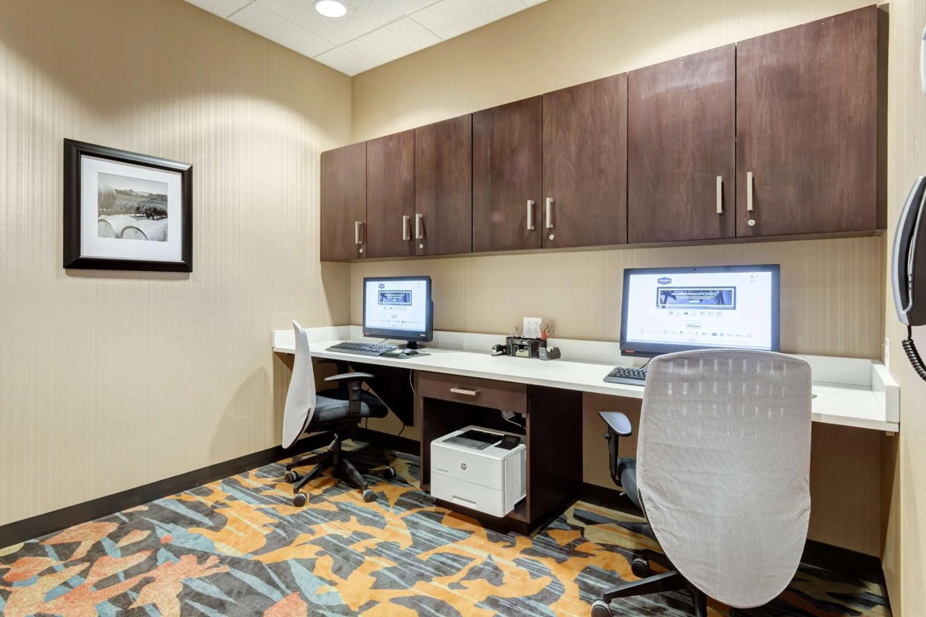 Business facilities in Hampton Inn-St. Louis Wentzville, MO