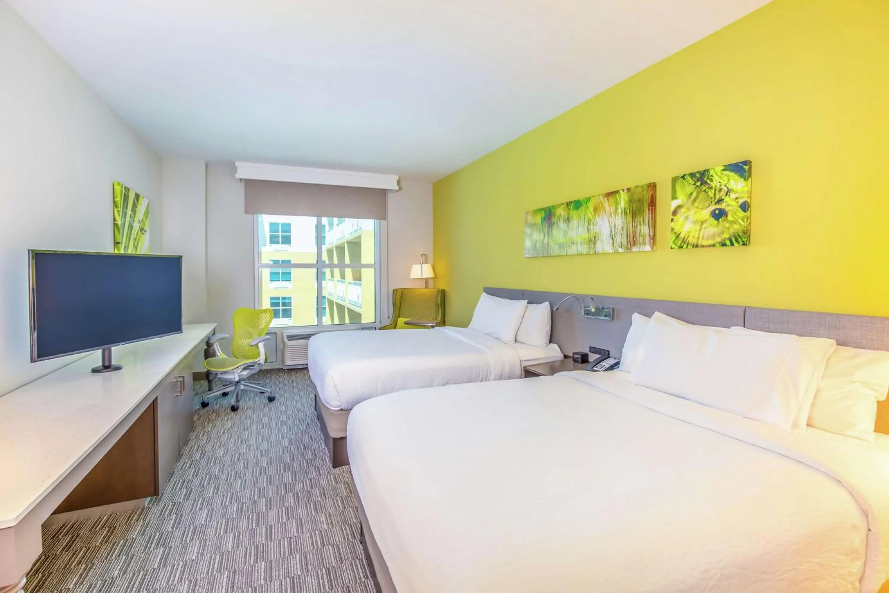 Bed in Hilton Garden Inn Ft. Walton Beach