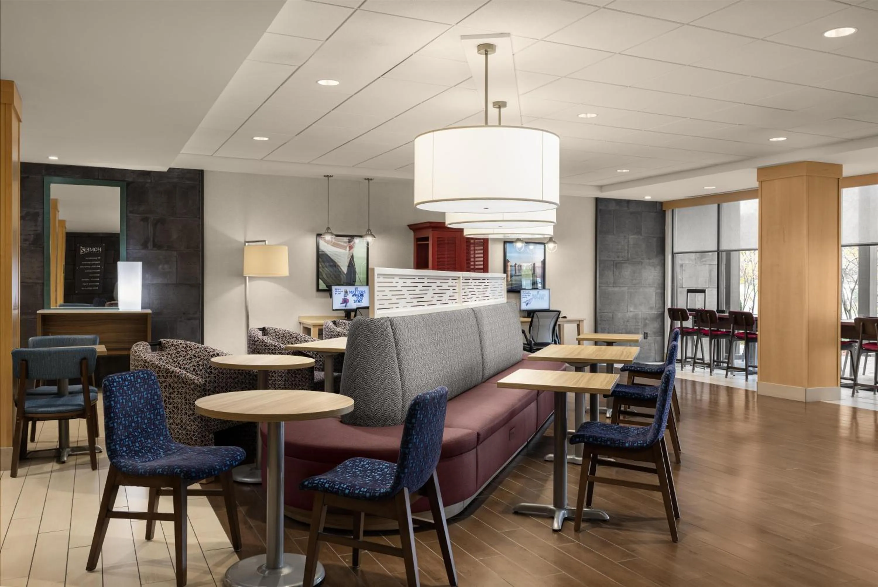 Lobby or reception in Home2 Suites By Hilton Minneapolis-Eden Prairie