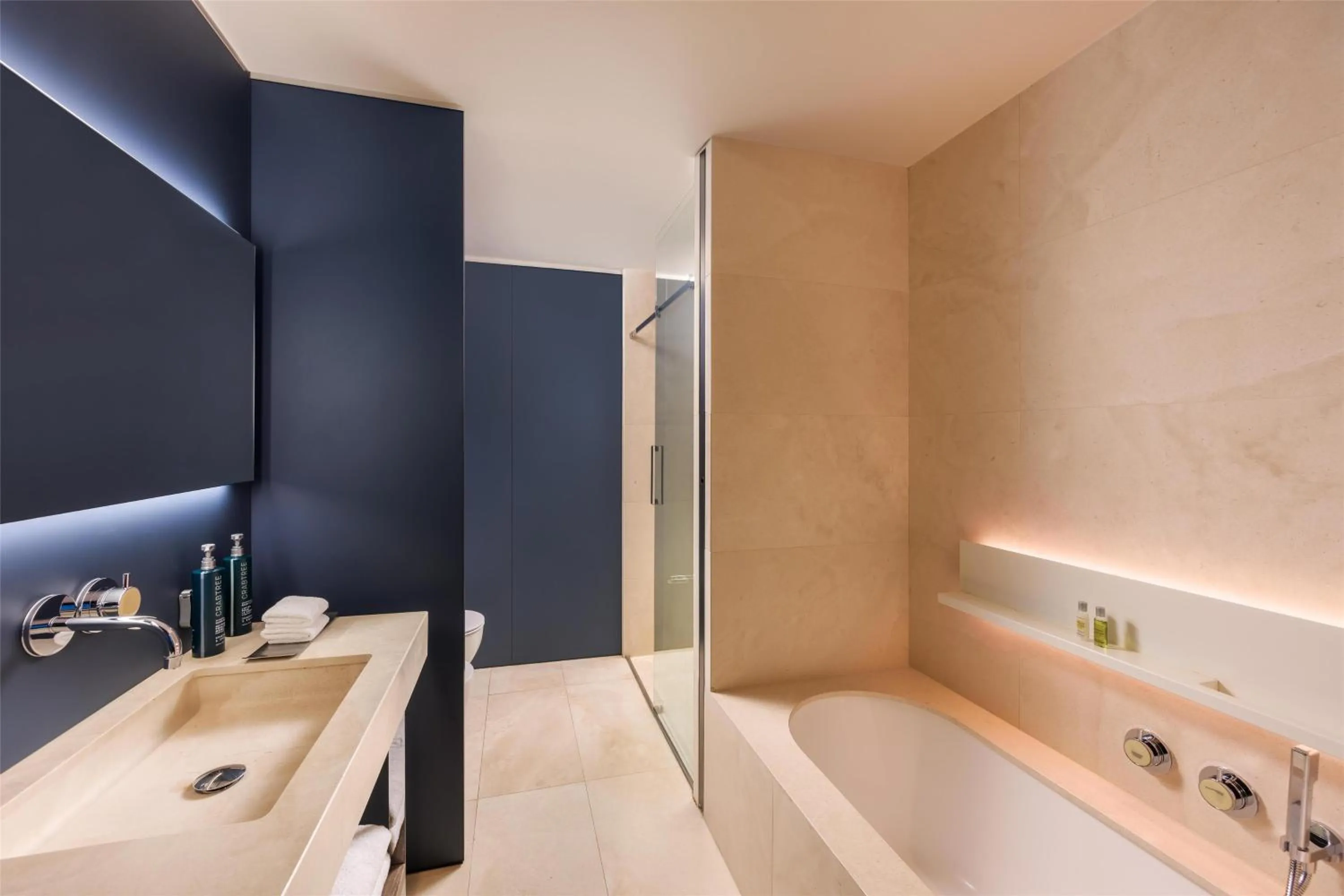 Bathroom in Hilton Lake Como