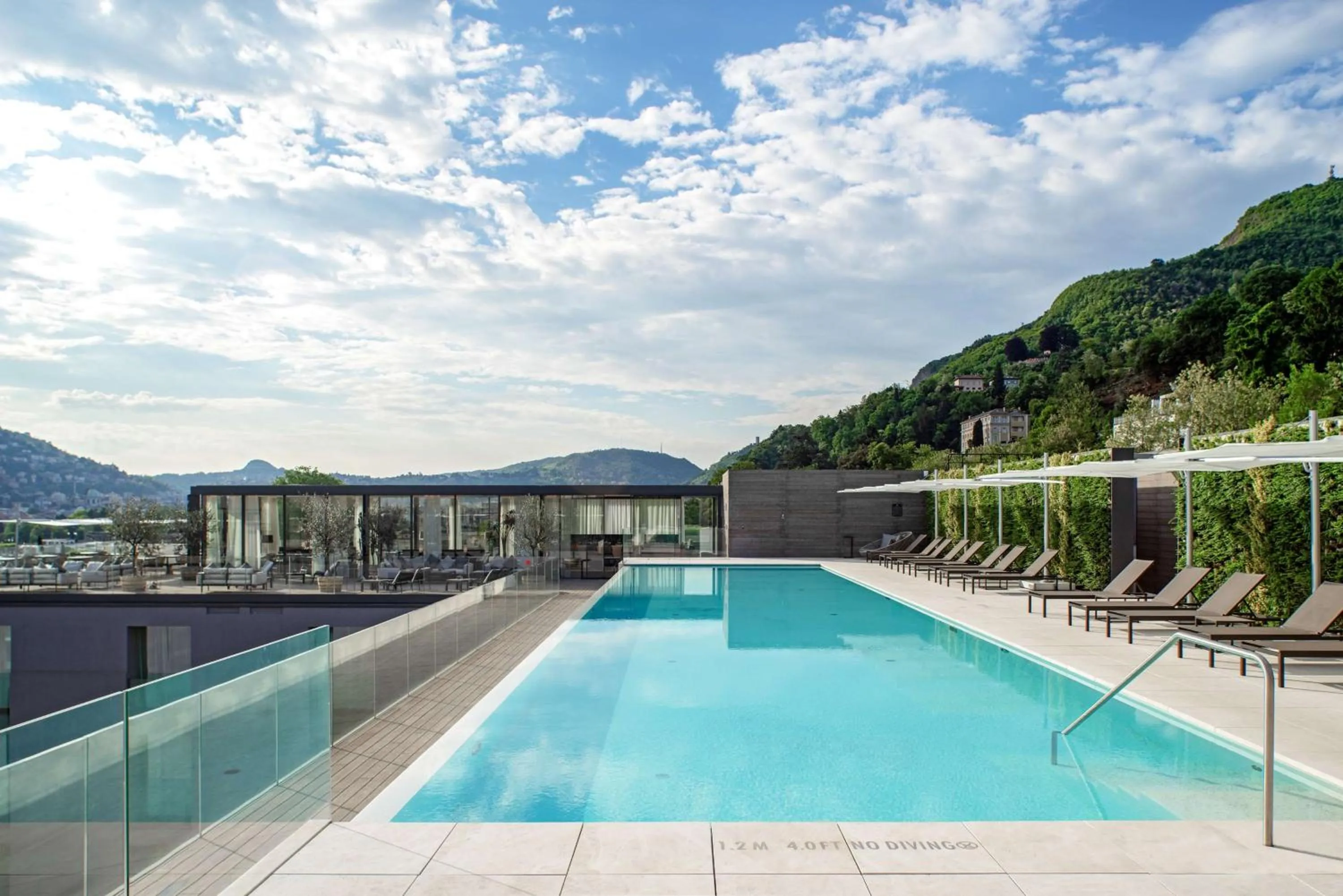 Pool view in Hilton Lake Como