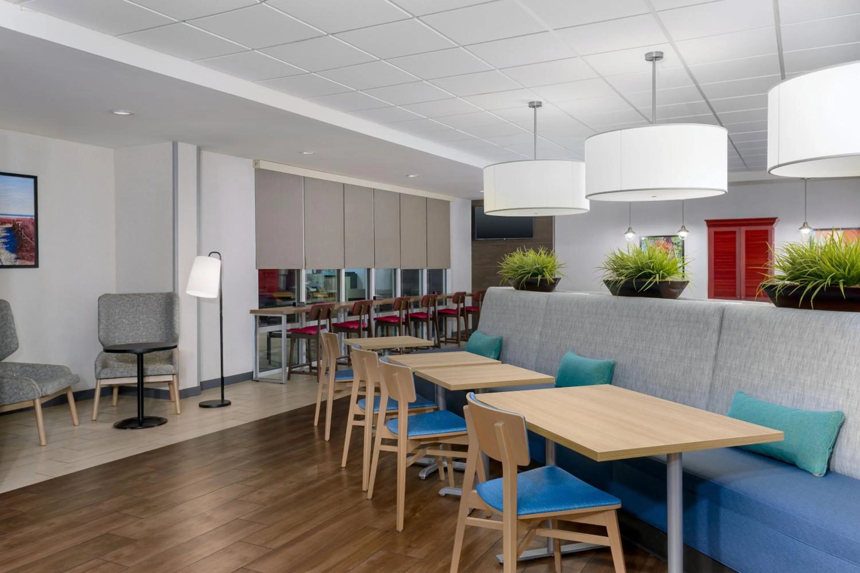 Lobby or reception in Home2 Suites By Hilton Nokomis