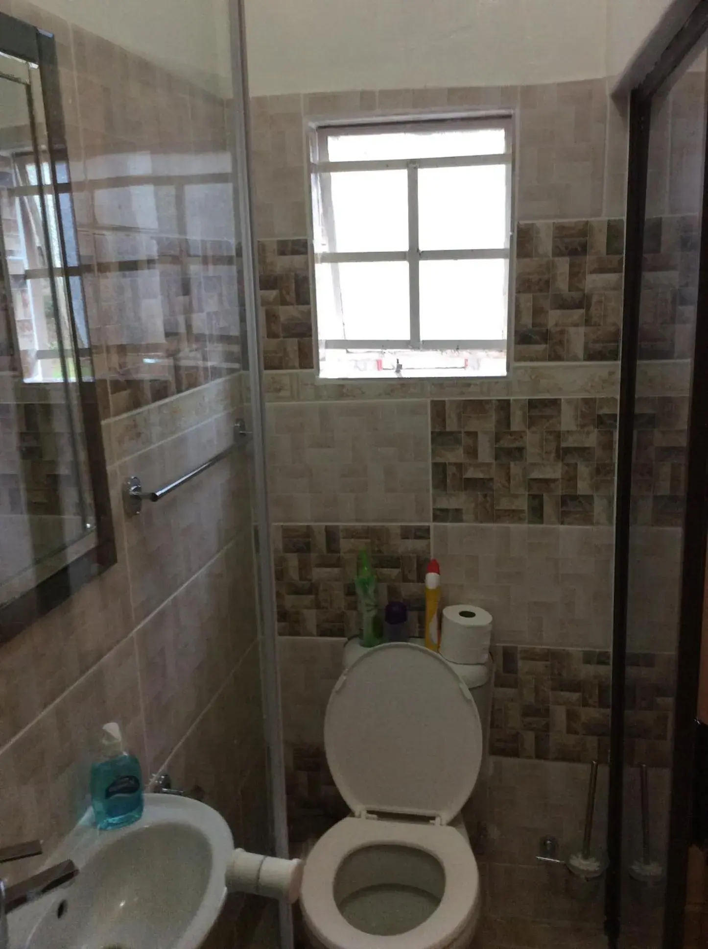 Deluxe Double Room with Shower - single occupancy in Chiloto Guest House Deluxe Double Room with Shower - single occupancy in Chiloto Guest House