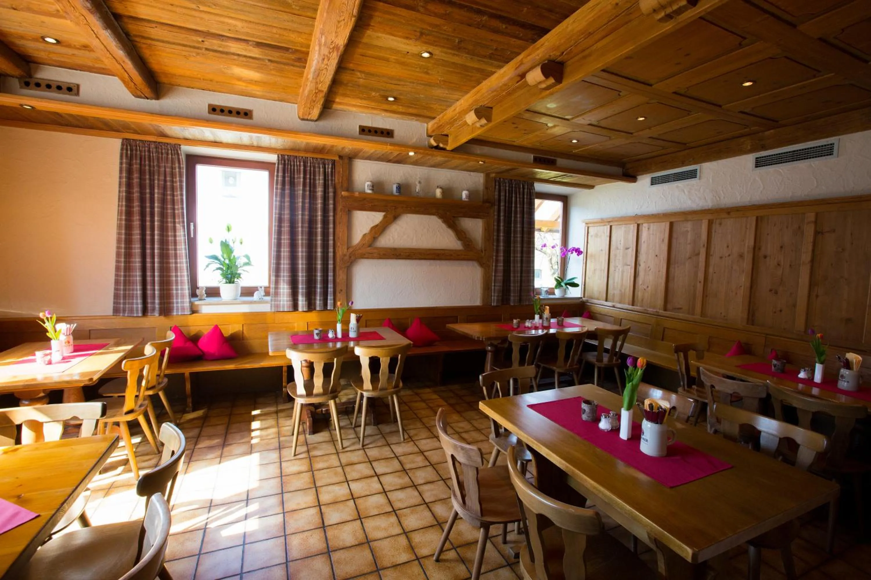 Restaurant/places to eat in Hotel Gasthaus Sonne