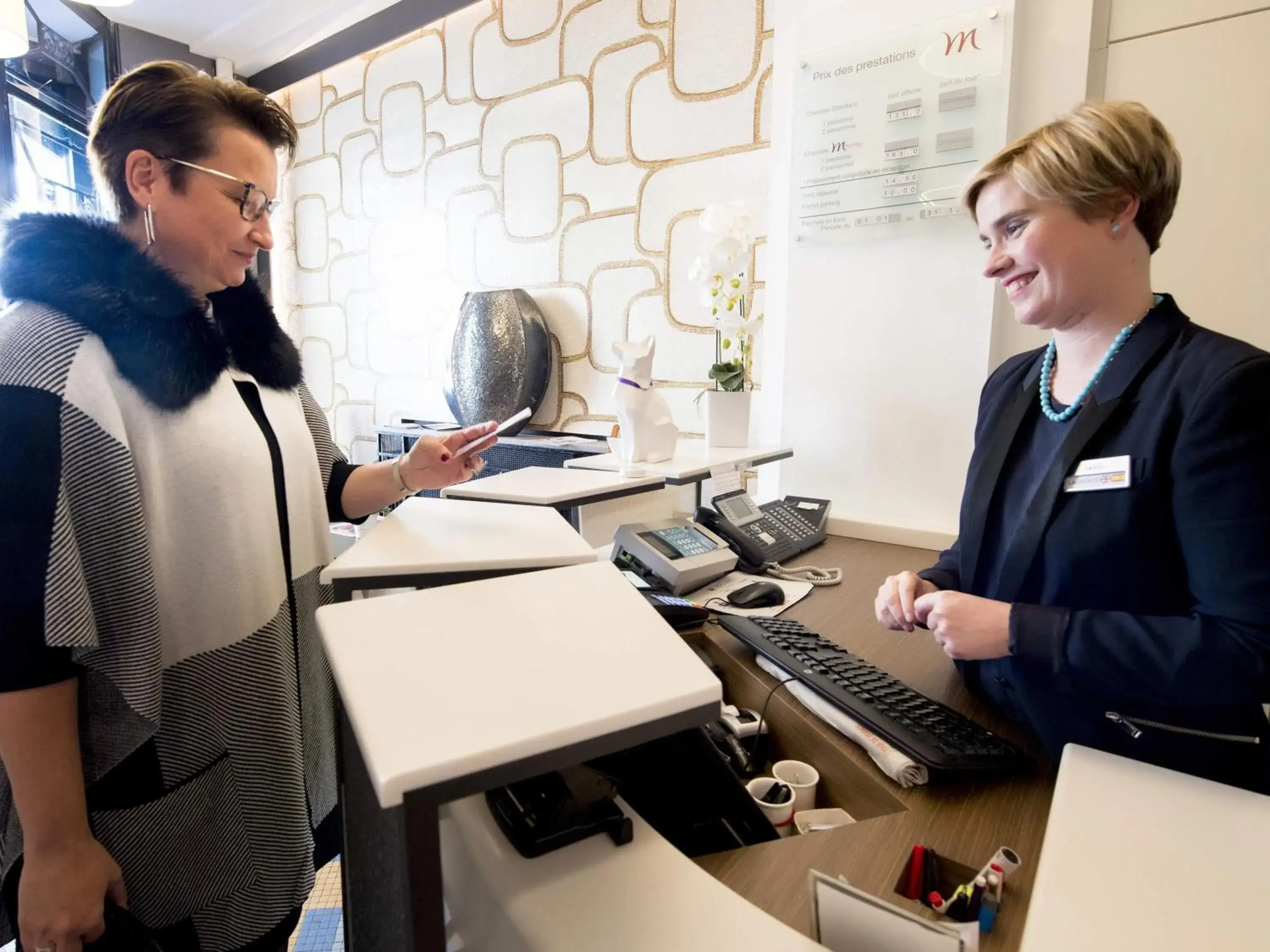 Property building in Hôtel Mercure Rodez Cathédrale Property building in Hôtel Mercure Rodez Cathédrale