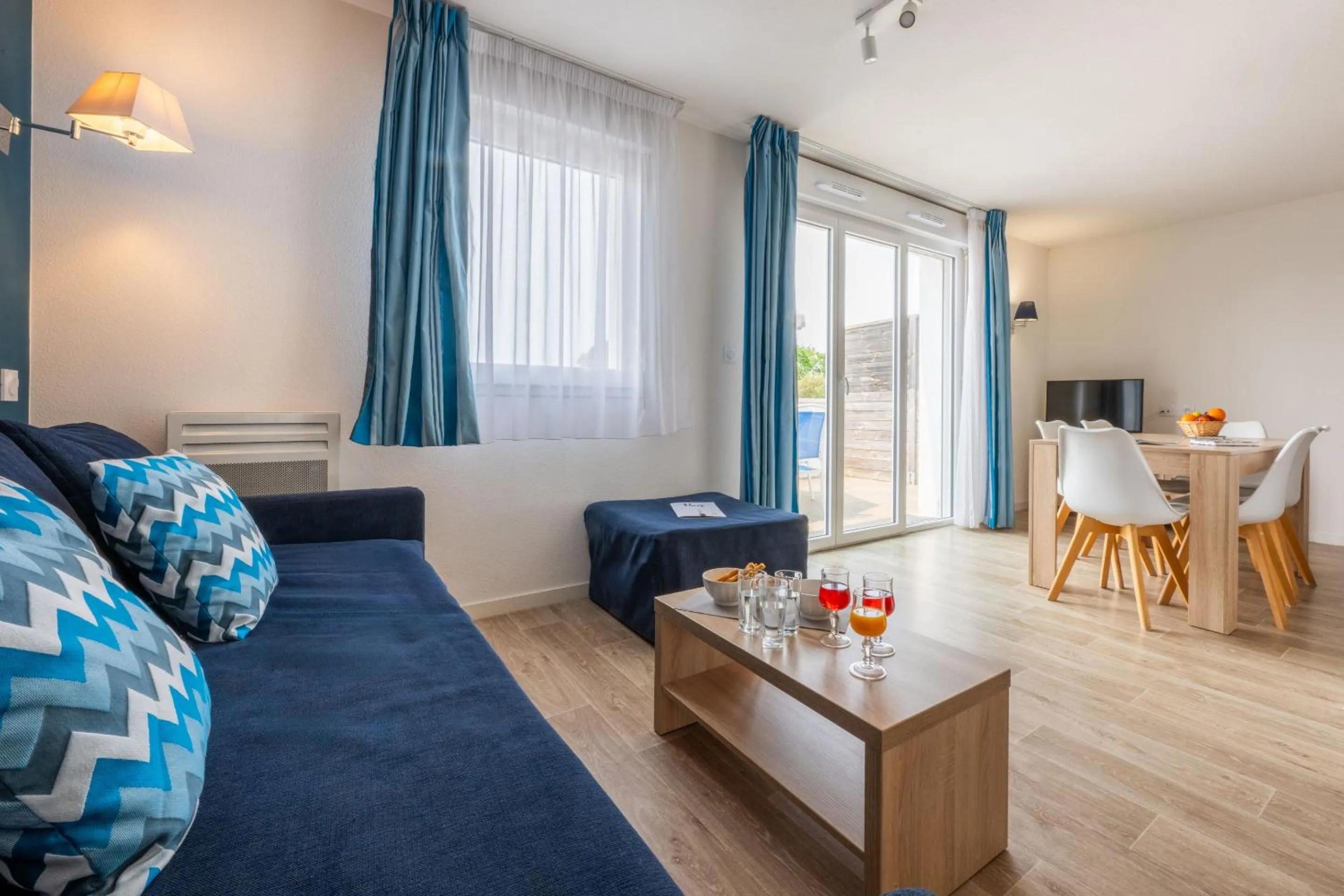 Seating area, Bed in Résidence Odalys Le Domaine des Pins