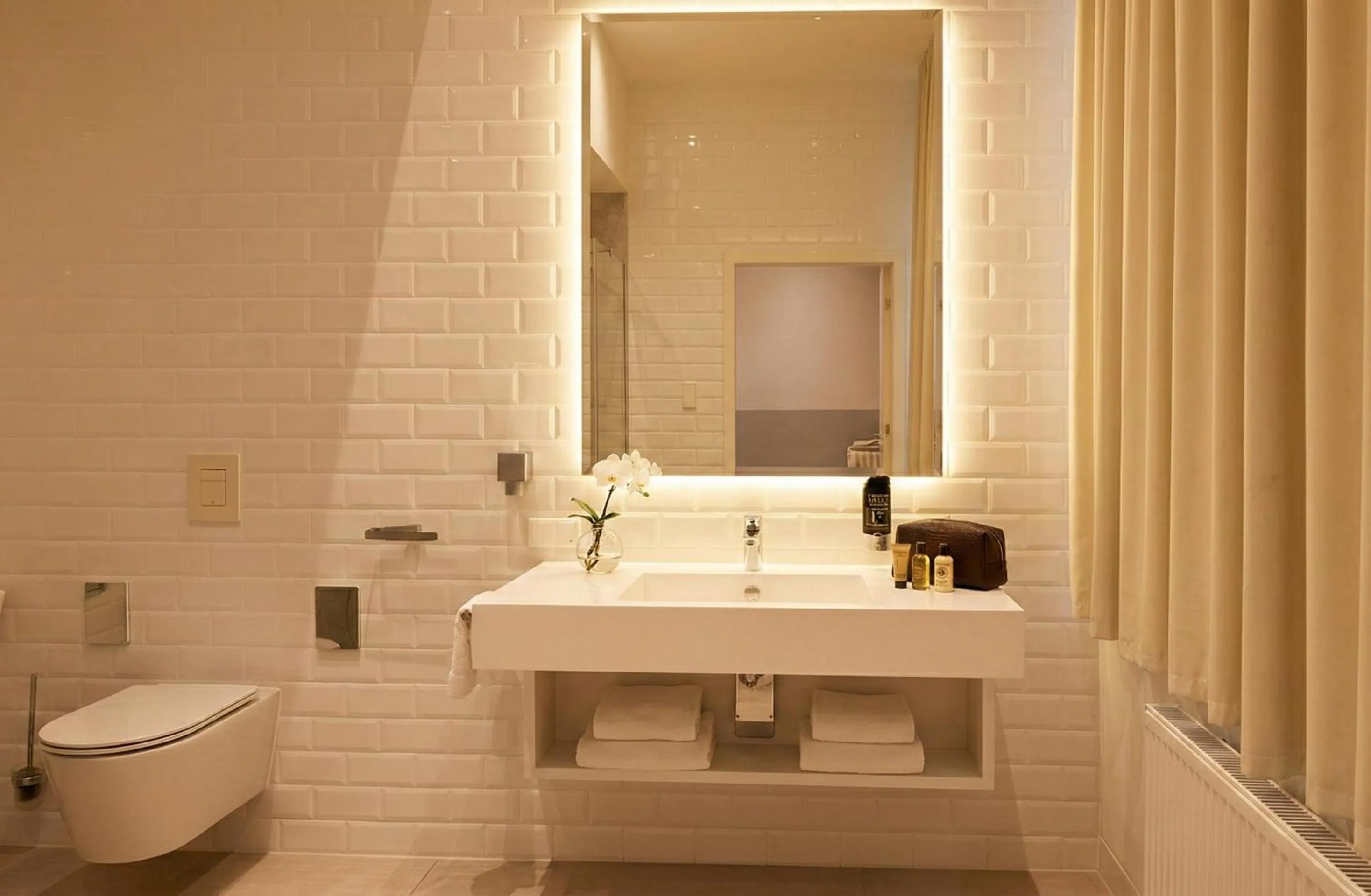 Bathroom in H24 Berlin Lichtenberg