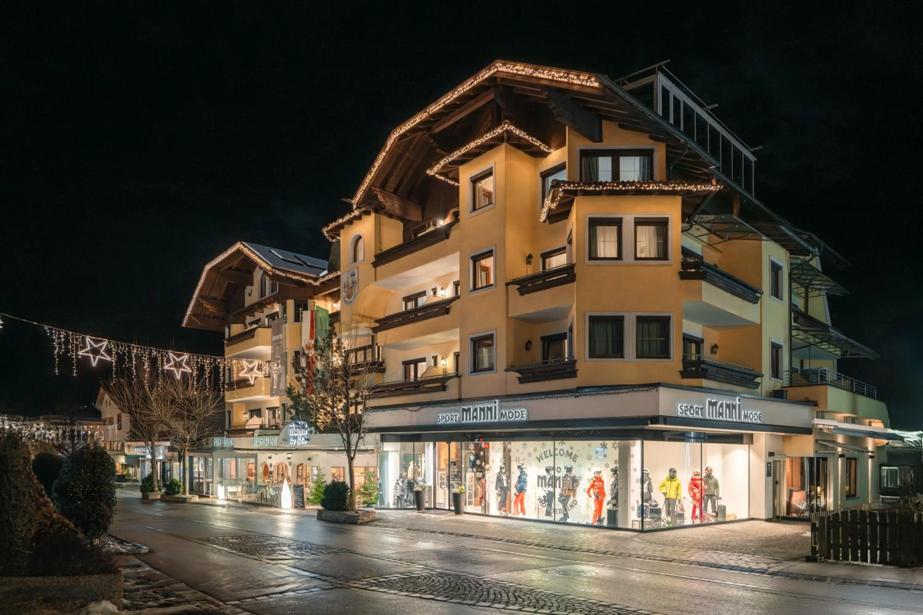 Property building in MANNI das Hotel