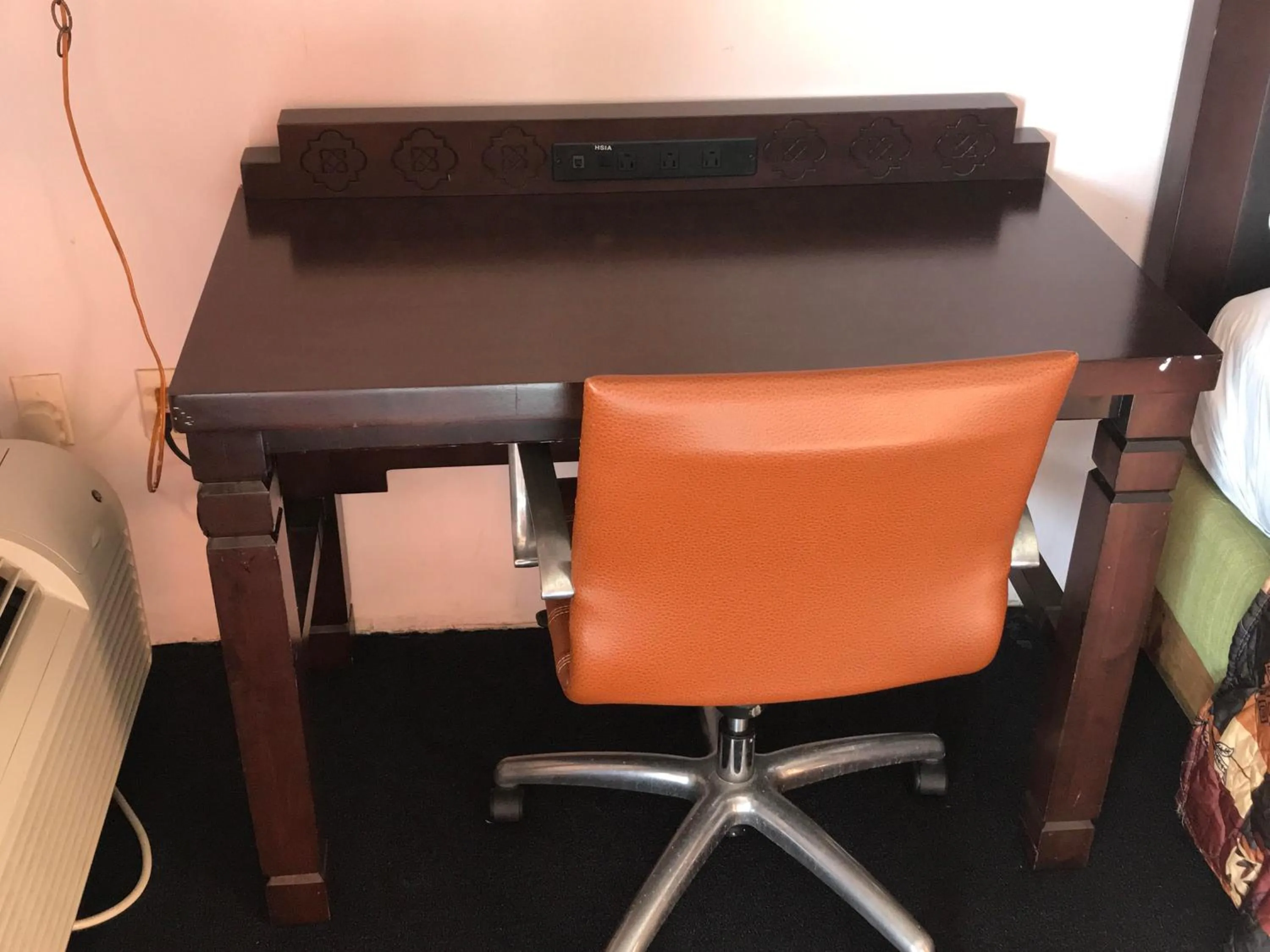 Decorative detail in Enterprise Motel