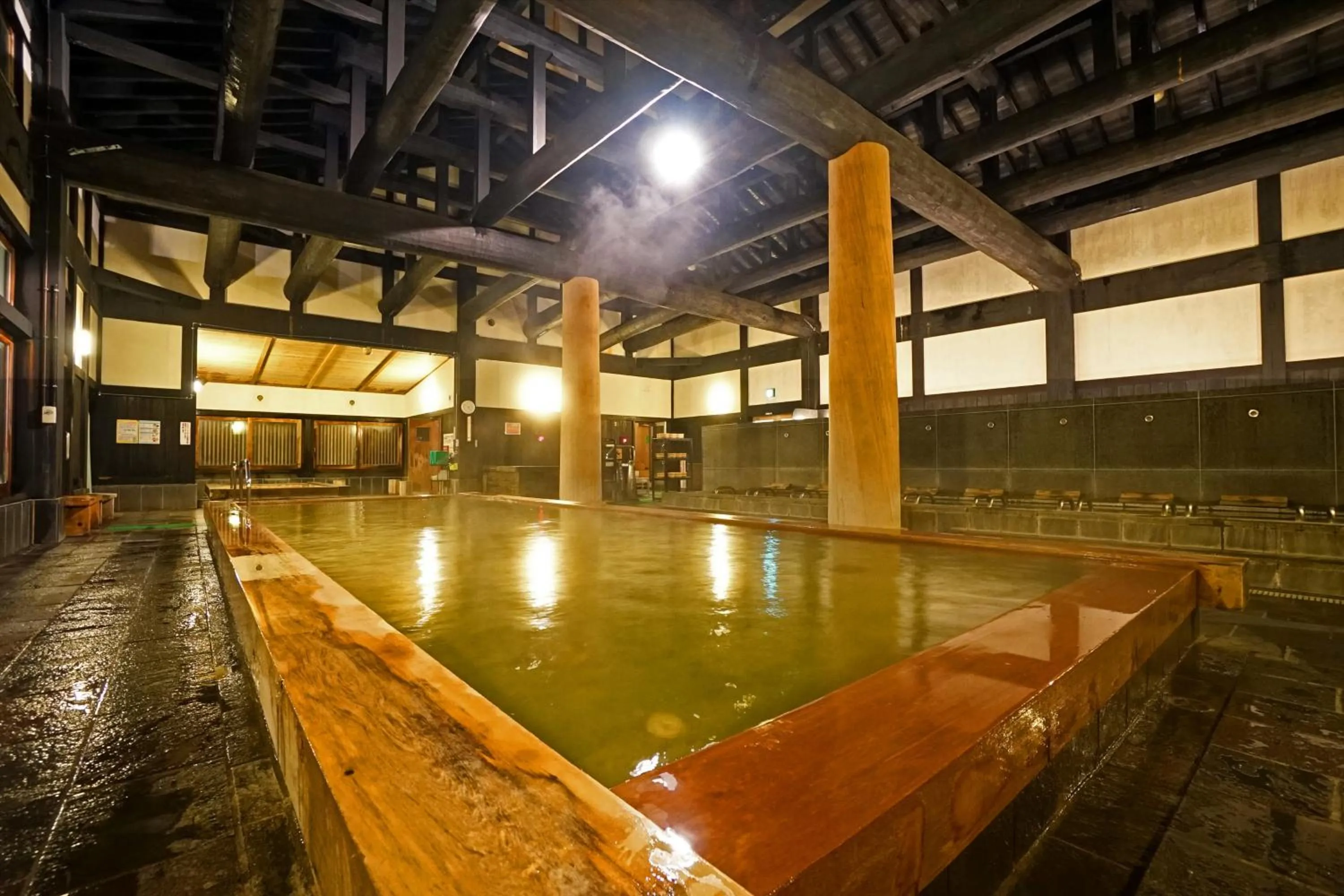 Hot Spring Bath in Mikasa Tennen Onsen Taikonoyu Sparesort Hotel Taiko Bettei Hatago