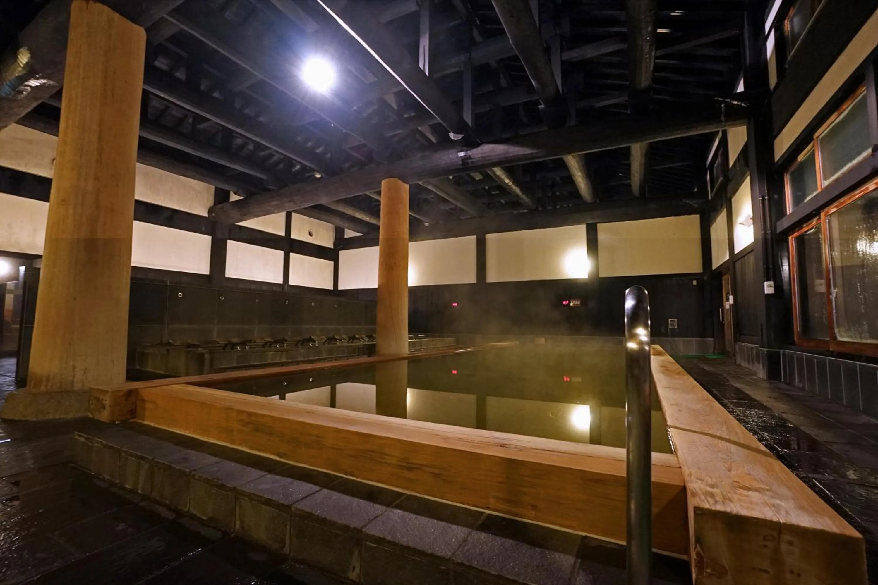Hot Spring Bath in Mikasa Tennen Onsen Taikonoyu Sparesort Hotel Taiko Bettei Hatago