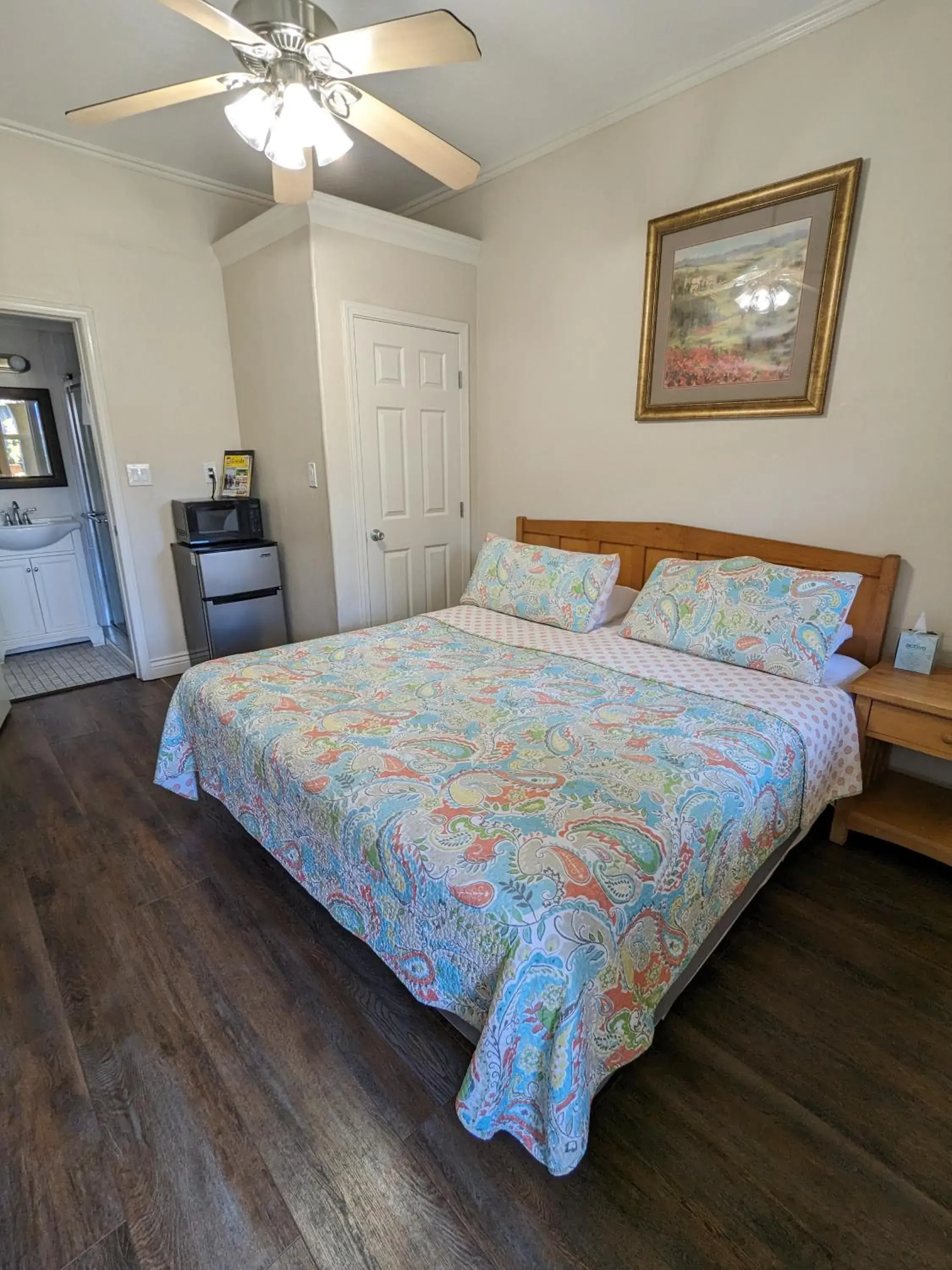 King Studio in Los Gatos Garden Inn Hotel King Studio in Los Gatos Garden Inn Hotel