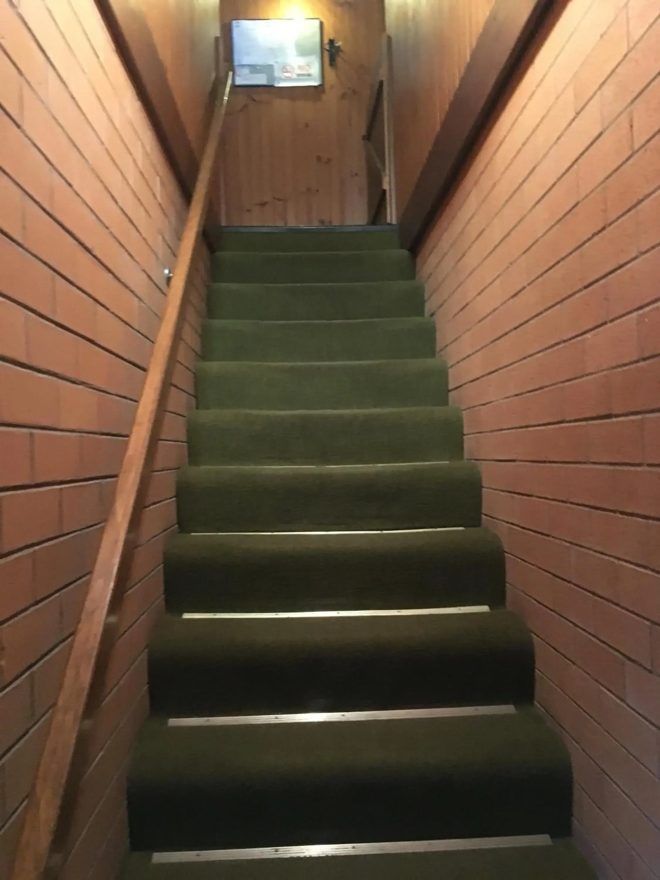 Facade/entrance in Ovensview On Riverside Facade/entrance in Ovensview On Riverside