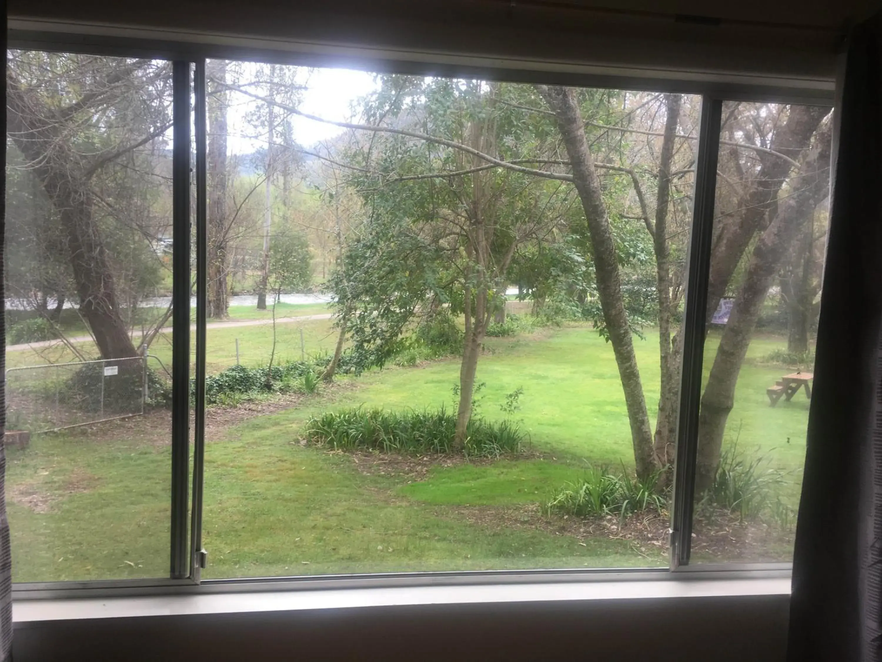 Garden view in Ovensview On Riverside Garden view in Ovensview On Riverside