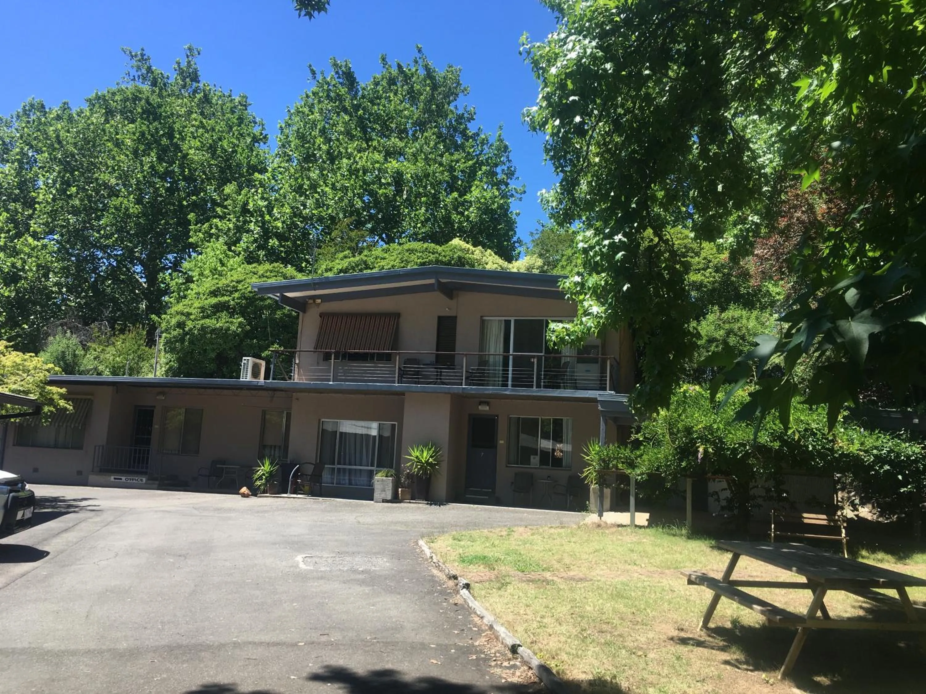 Property building in Ovensview On Riverside