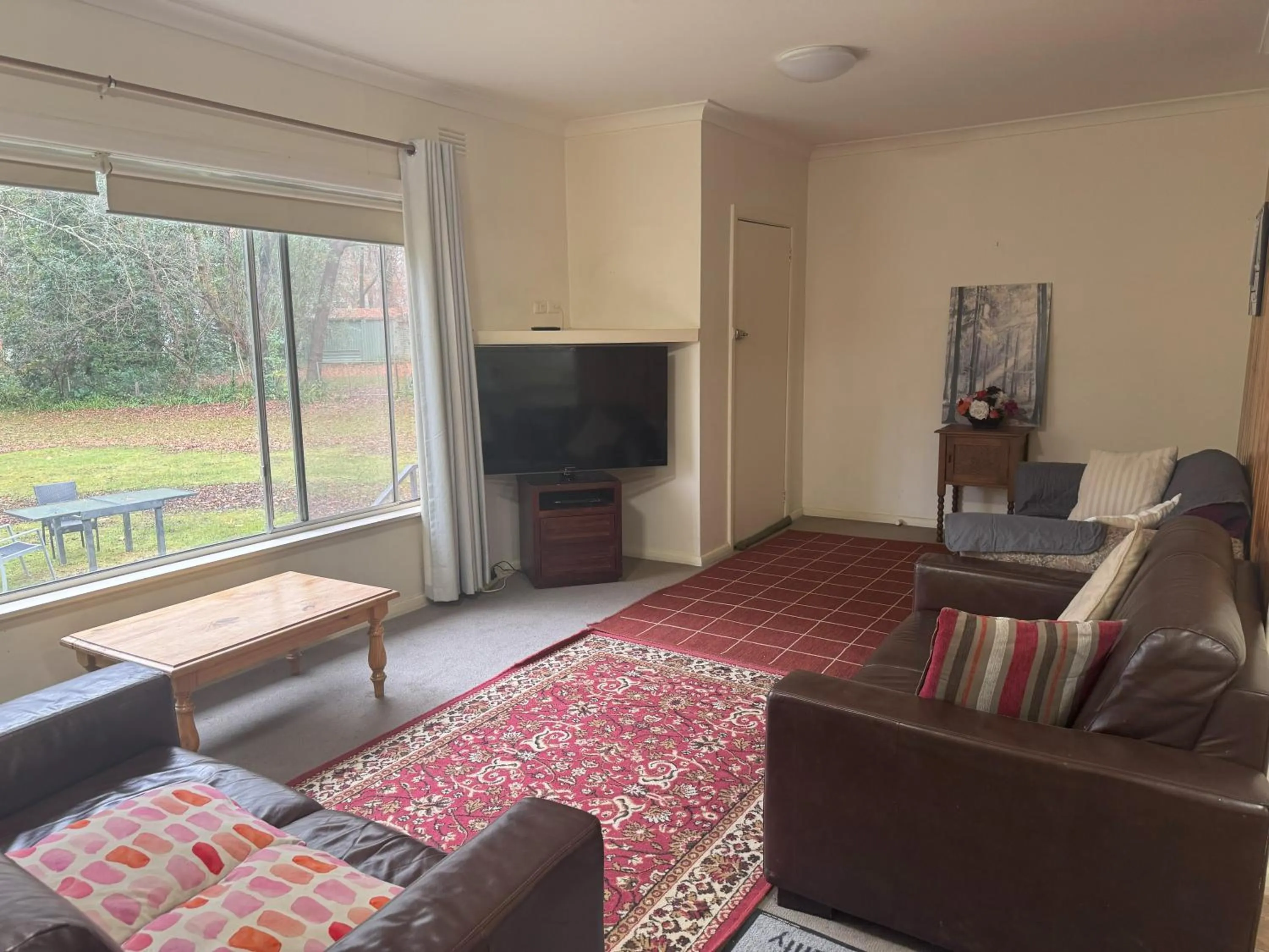 Living room in Ovensview On Riverside