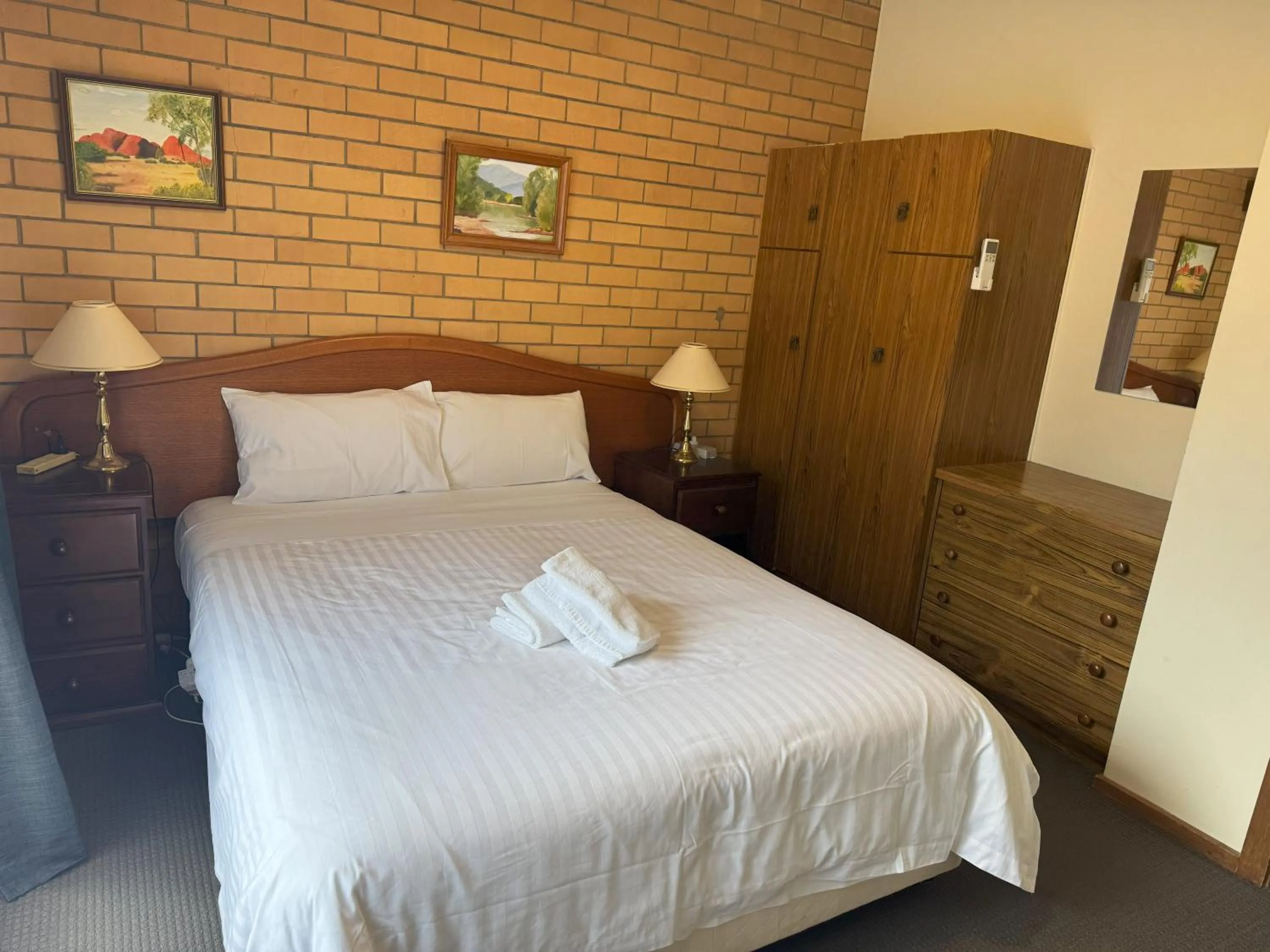 Bedroom, Bed in Ovensview On Riverside