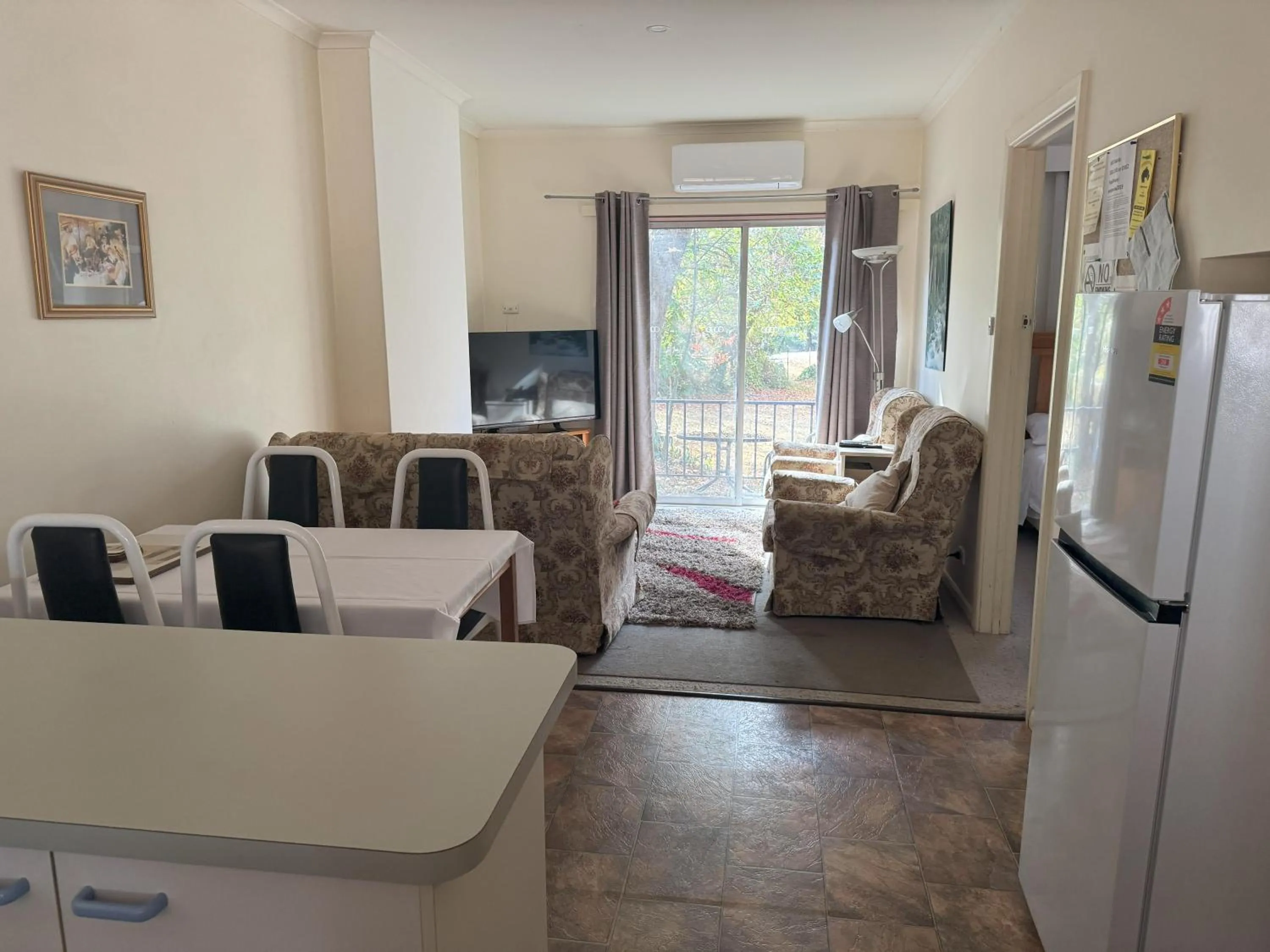 Family in Ovensview On Riverside