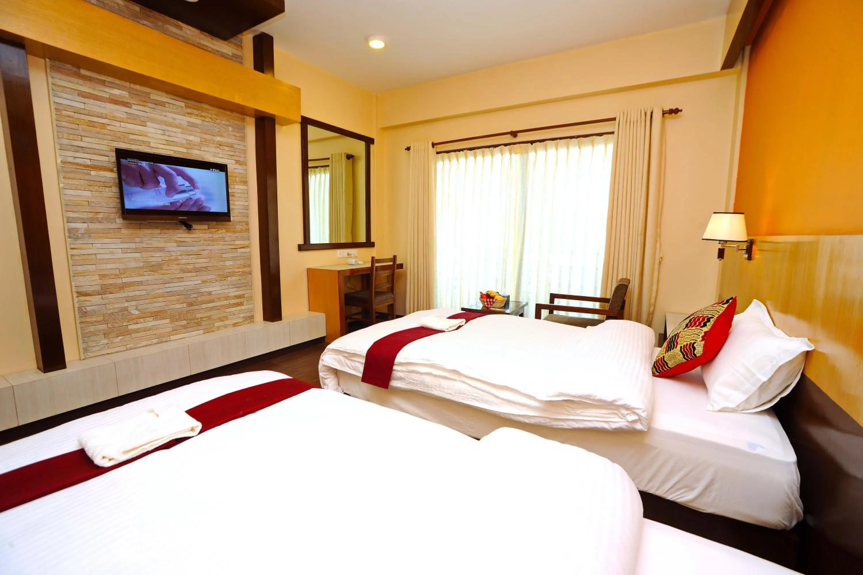 Photo of the whole room, Bed in Hotel Queens Park