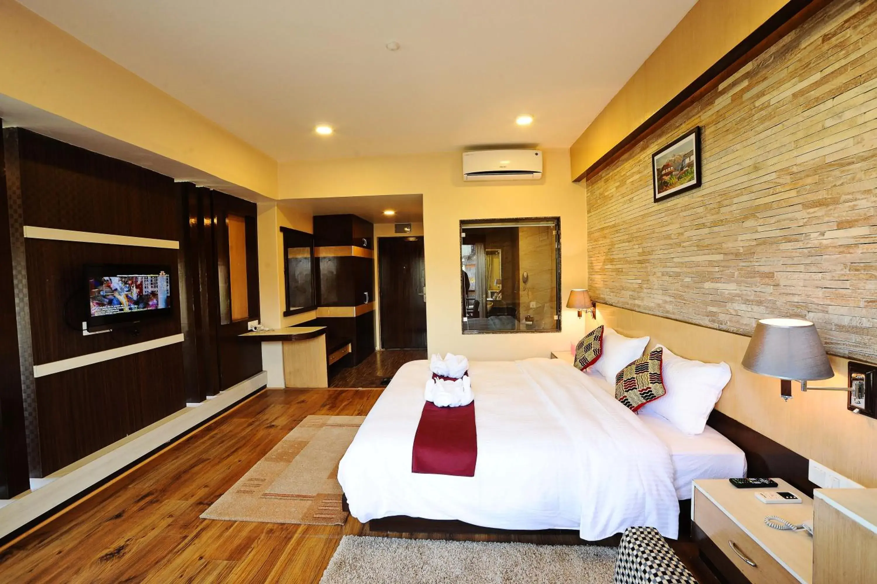 Junior Suite in Hotel Queens Park Junior Suite in Hotel Queens Park