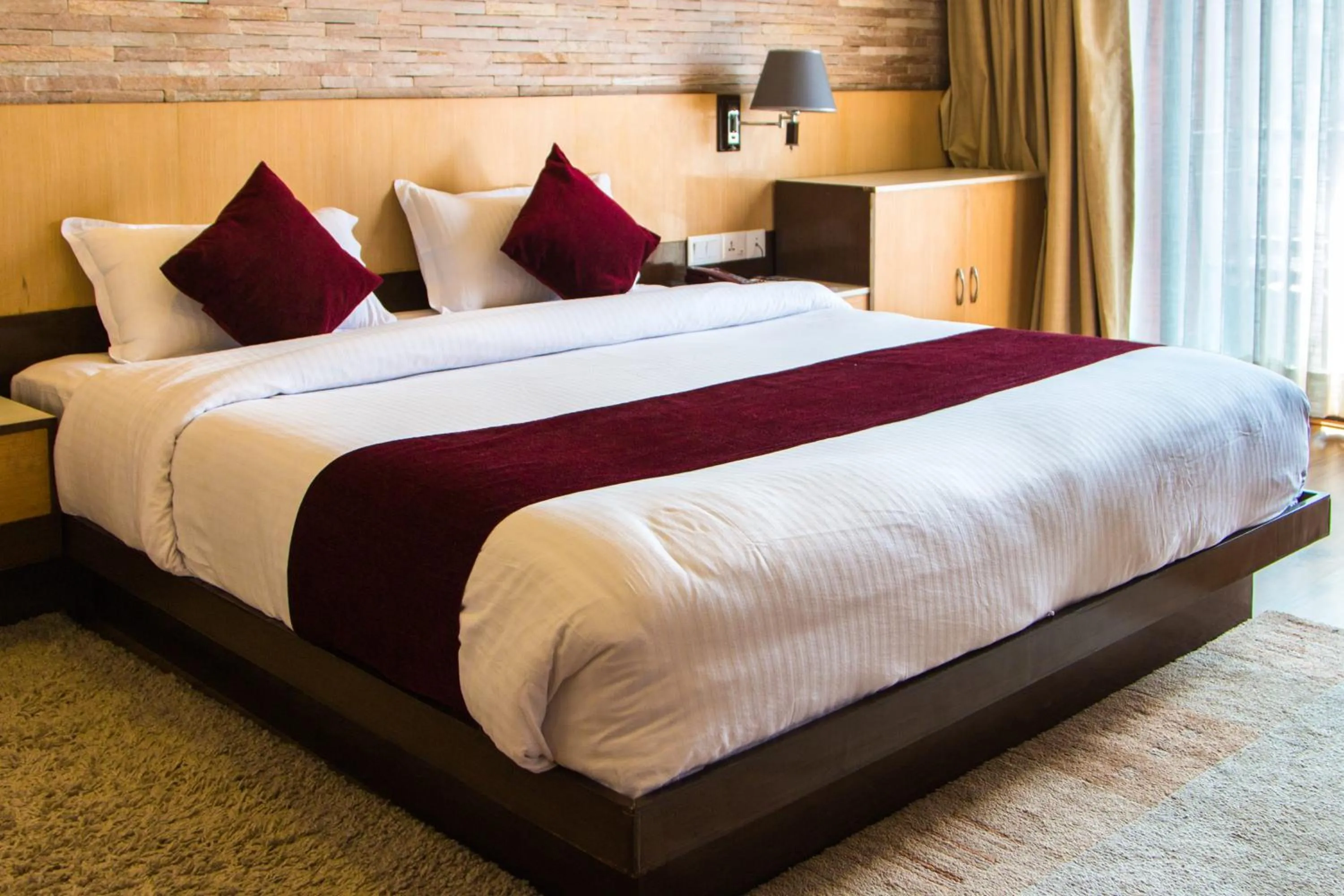 Bed in Hotel Queens Park