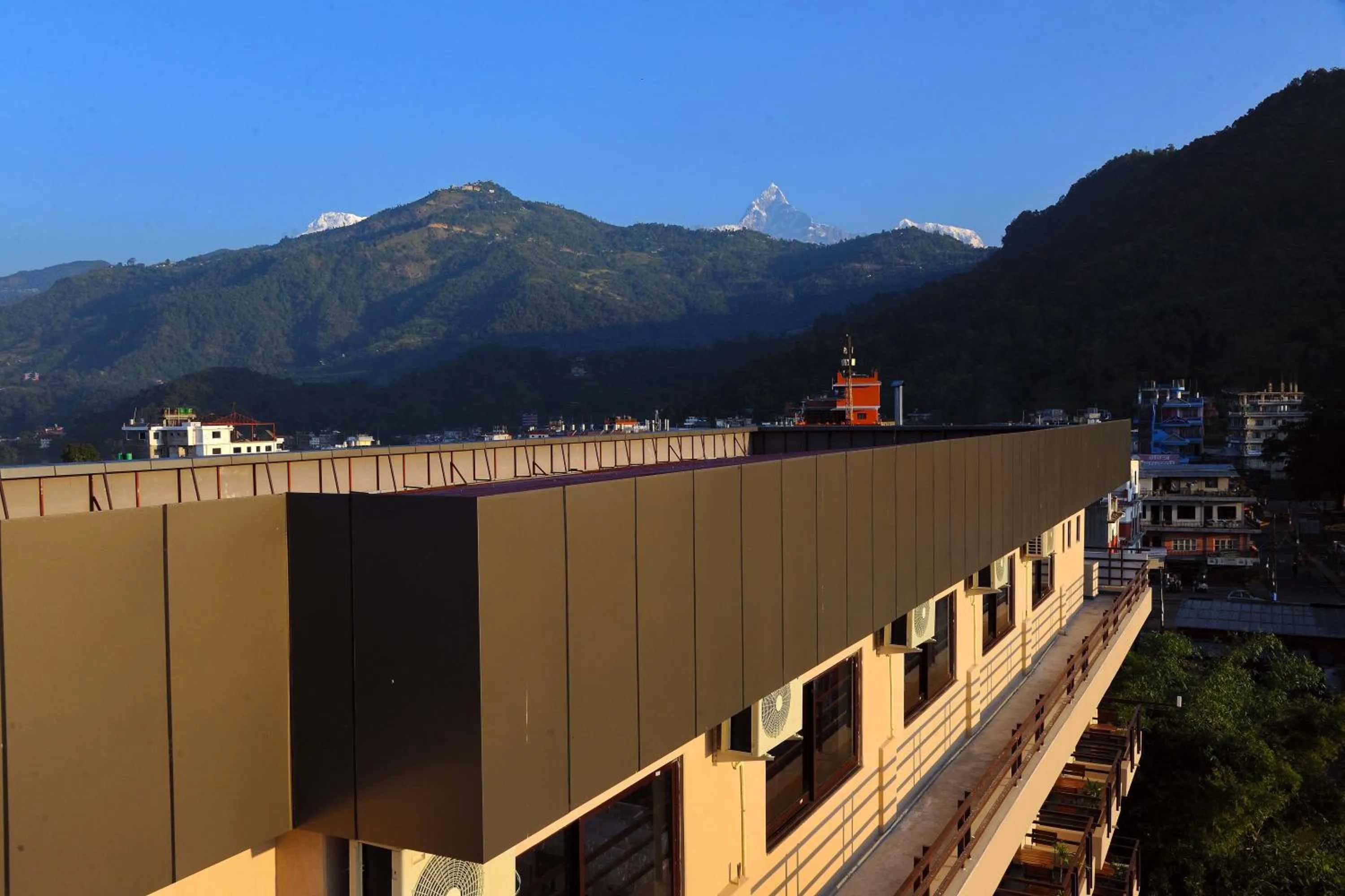 Mountain view in Hotel Queens Park