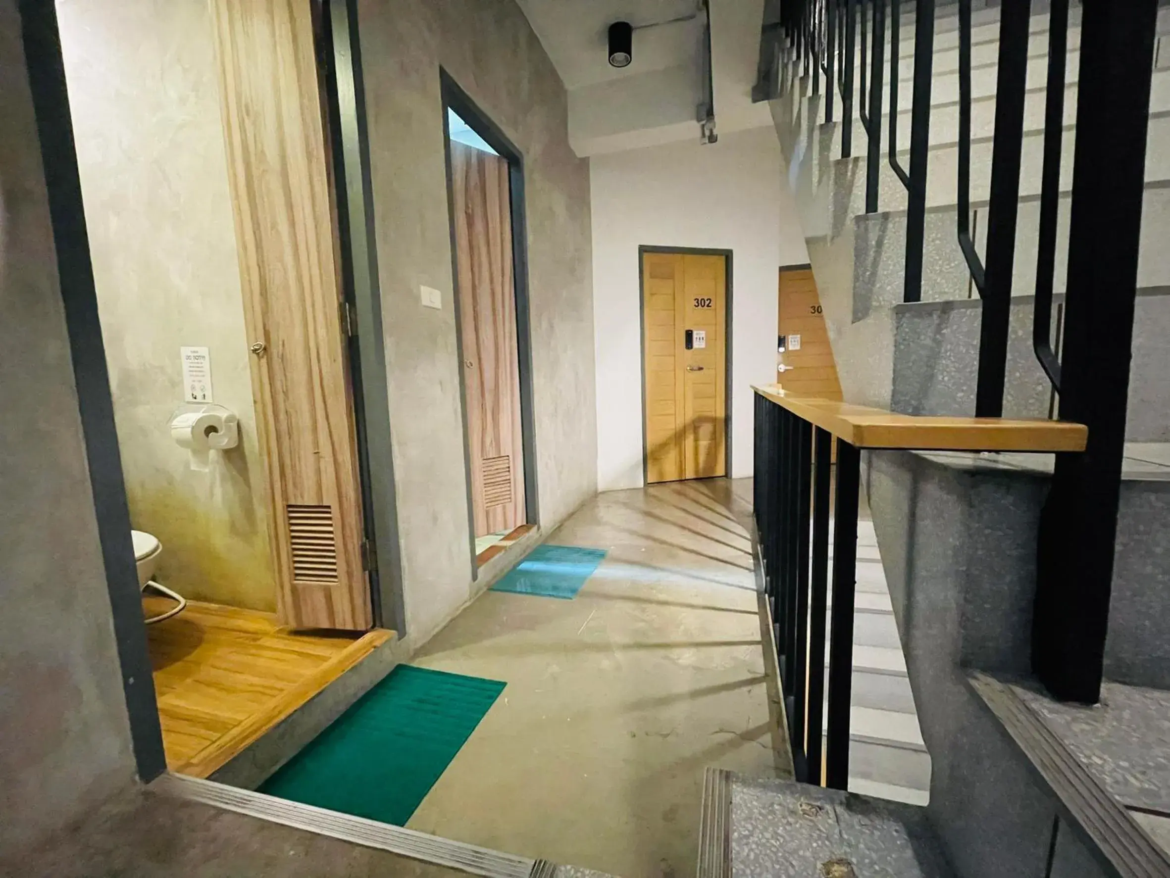 Property building in ORA Hostel Bangkok Property building in ORA Hostel Bangkok