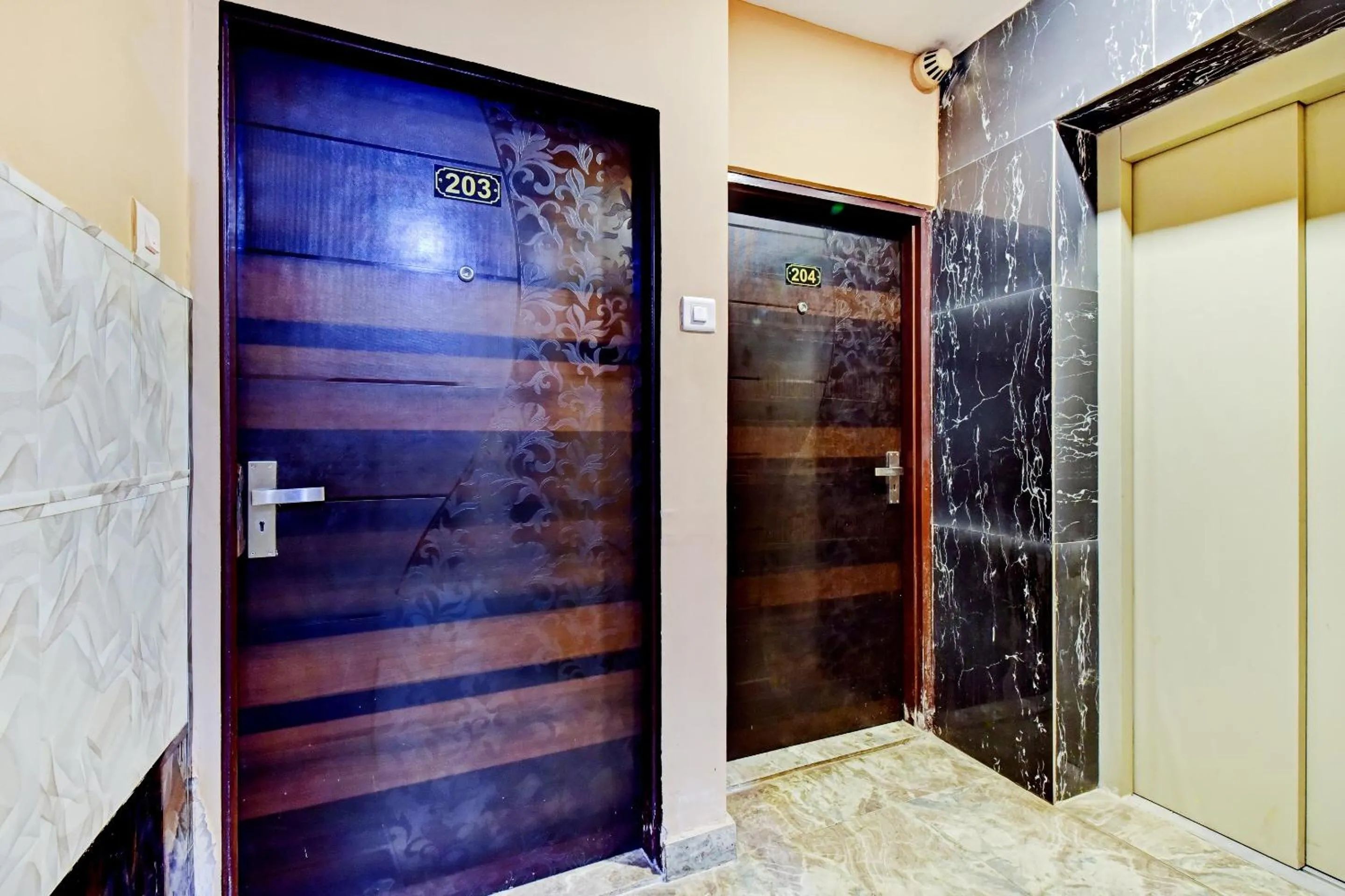 Hotel Deepak Residency