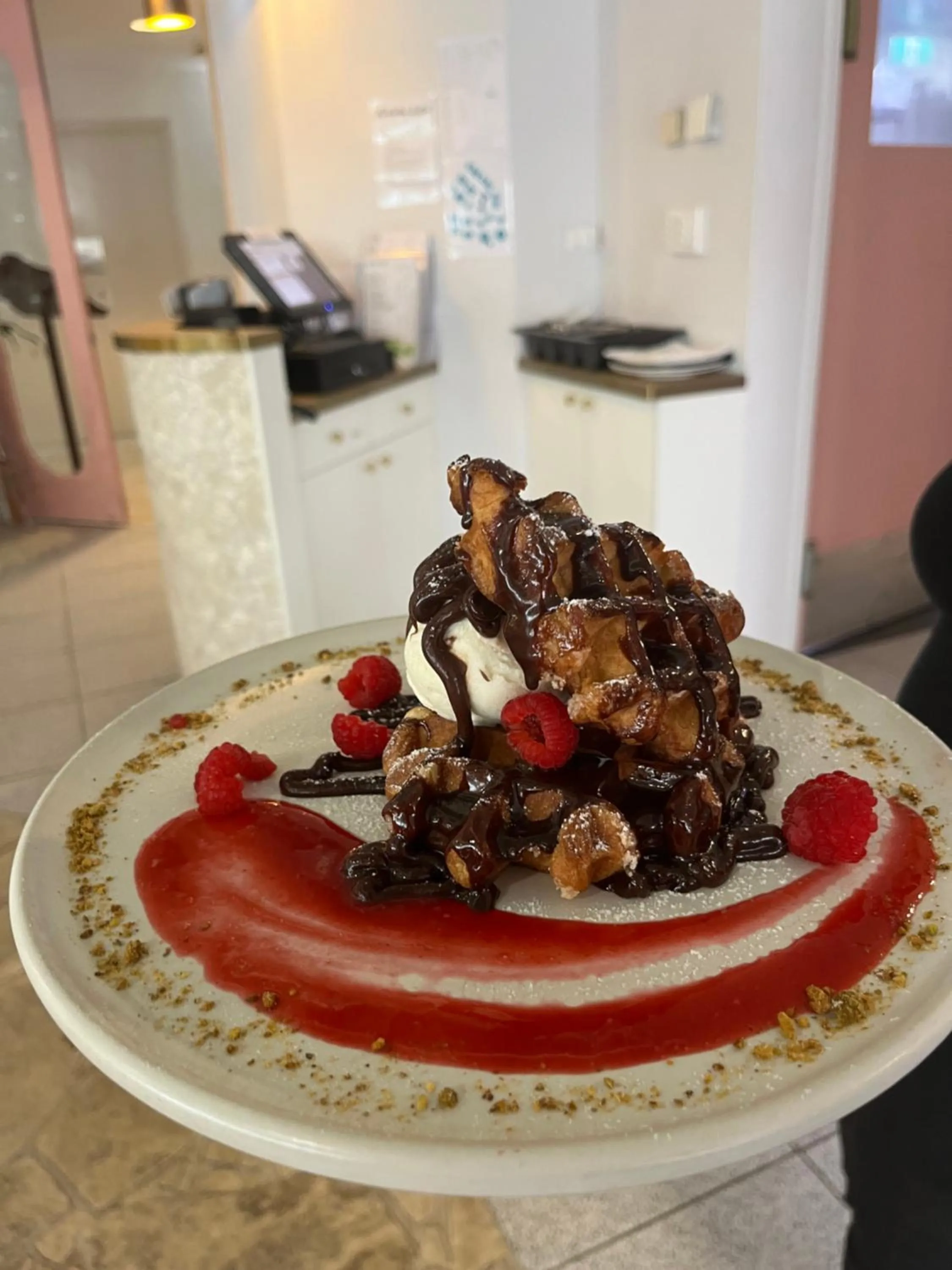 Ocean International Hotel