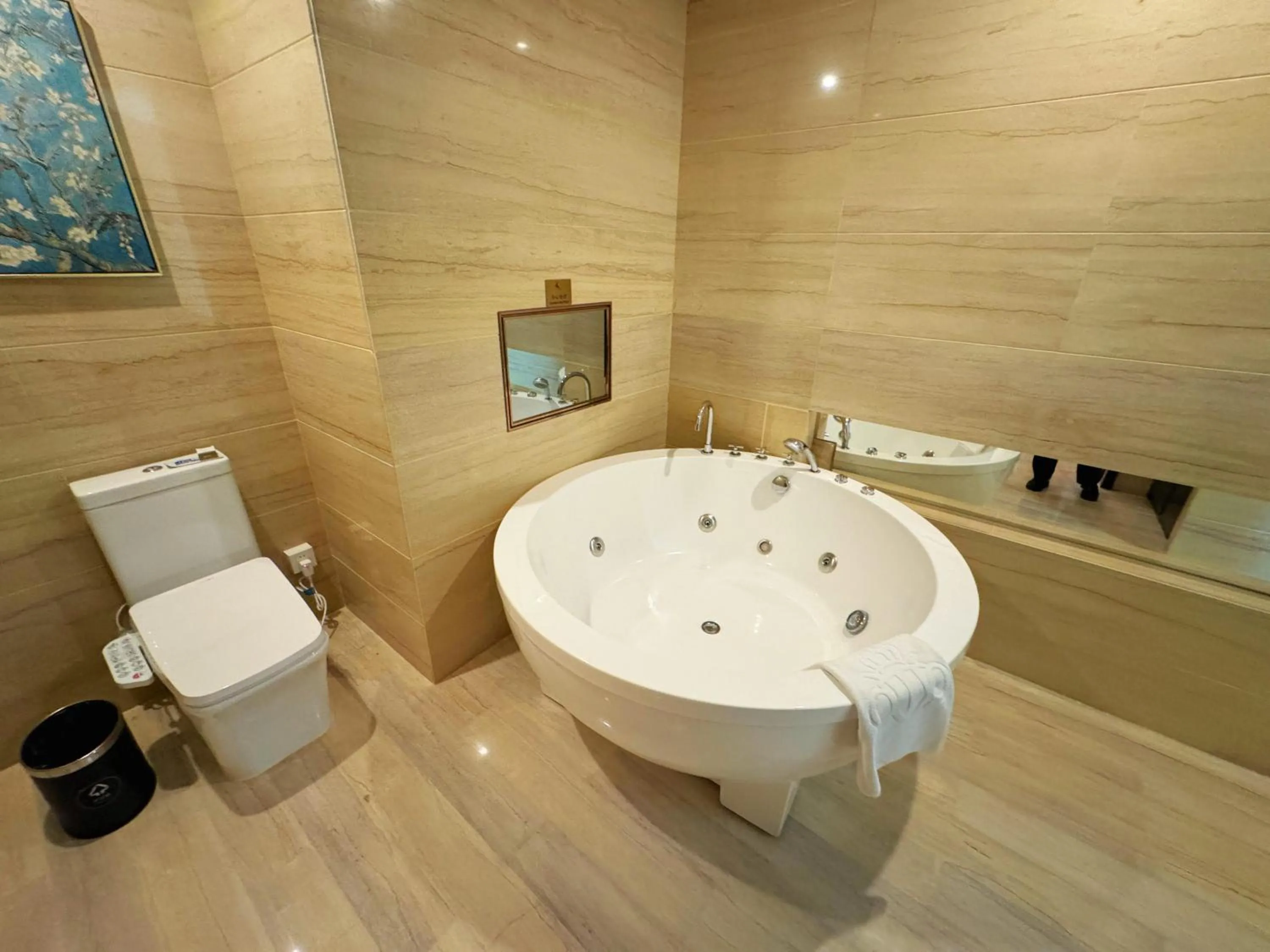 Toilet in Royal Garden Hotel Shanghai