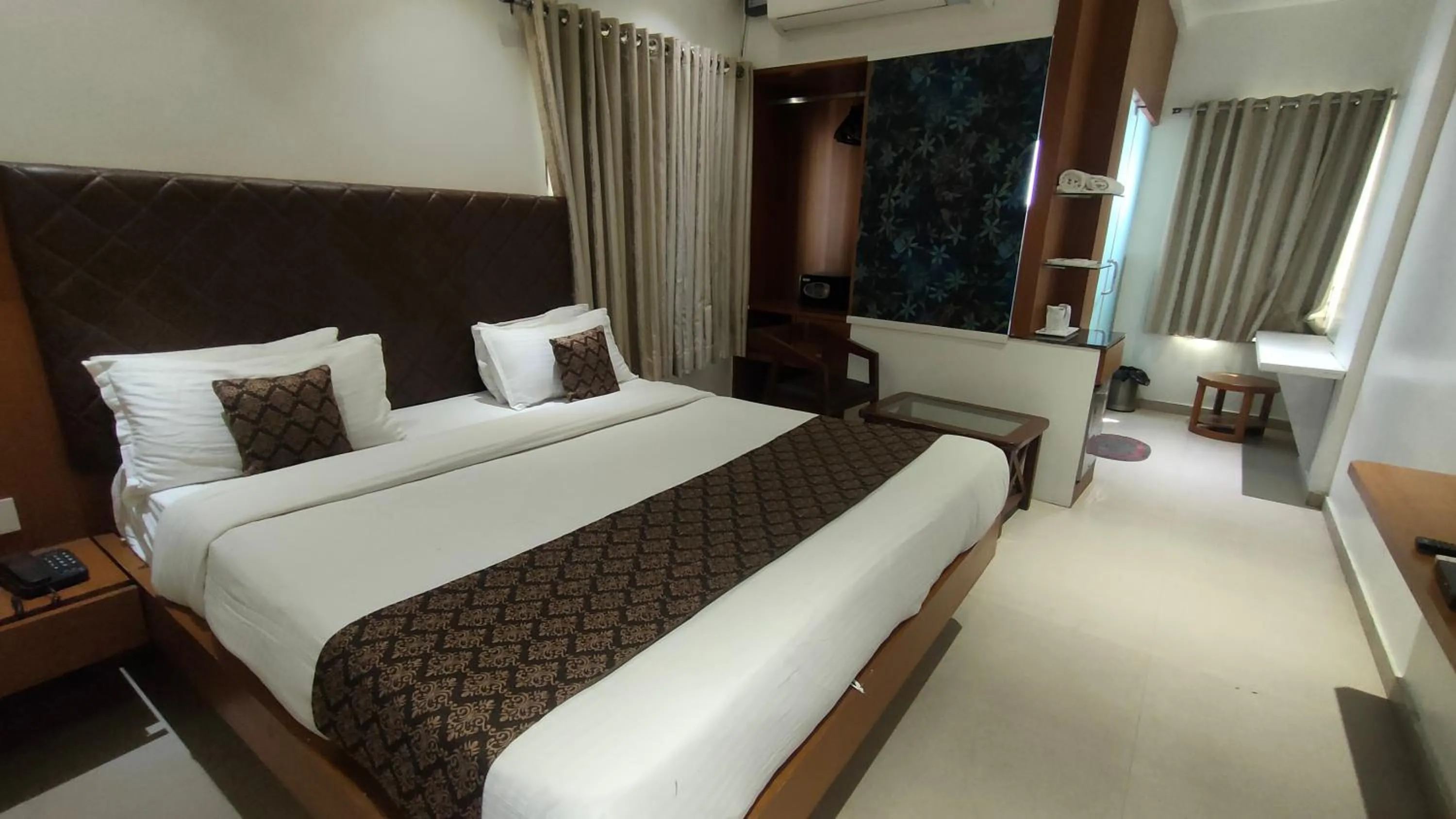 Photo of the whole room, Bed in Hotel Vintage