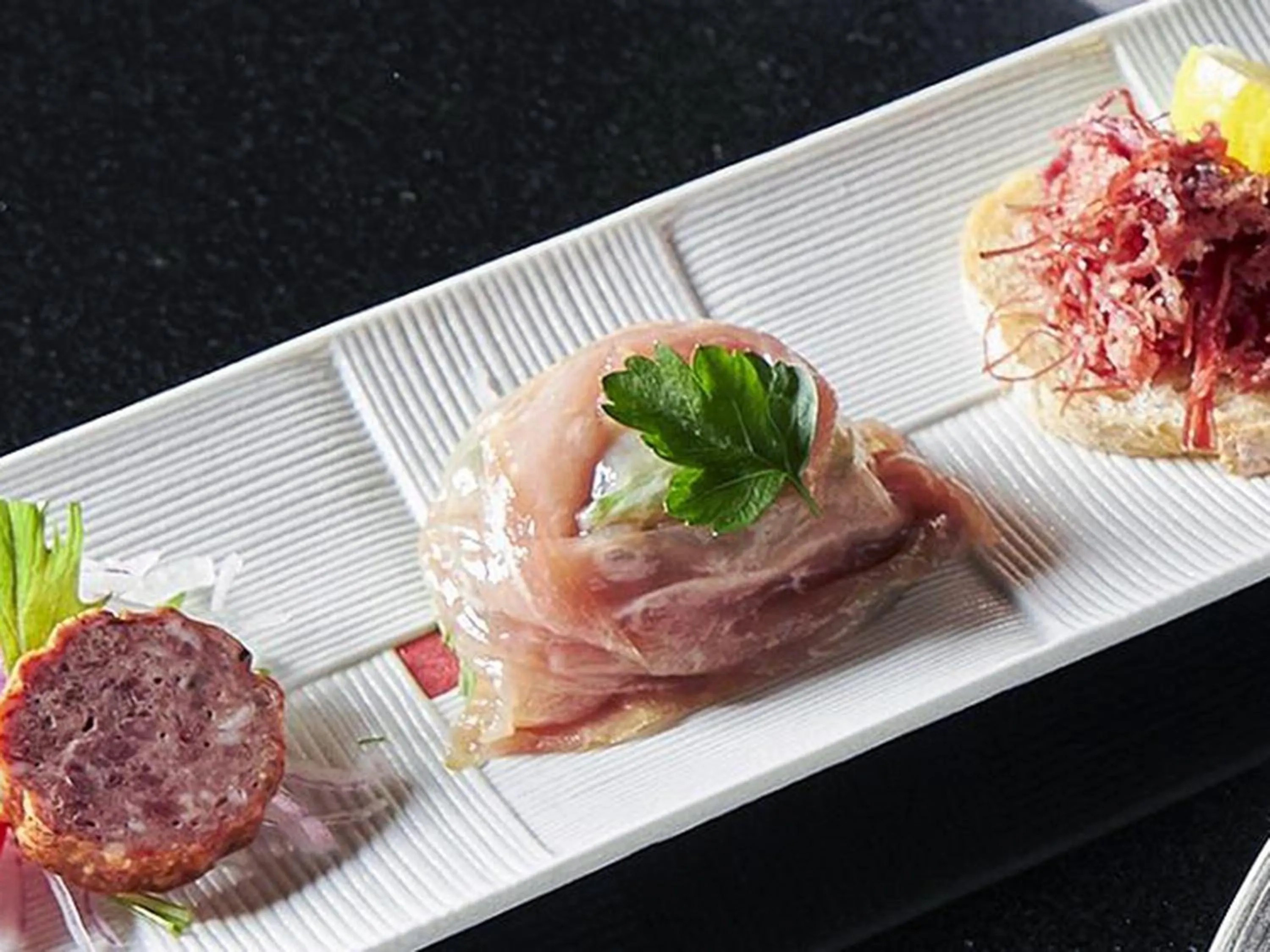 Restaurant/places to eat in Takanawa Hanakohro - in Grand Prince Hotel Takanawa