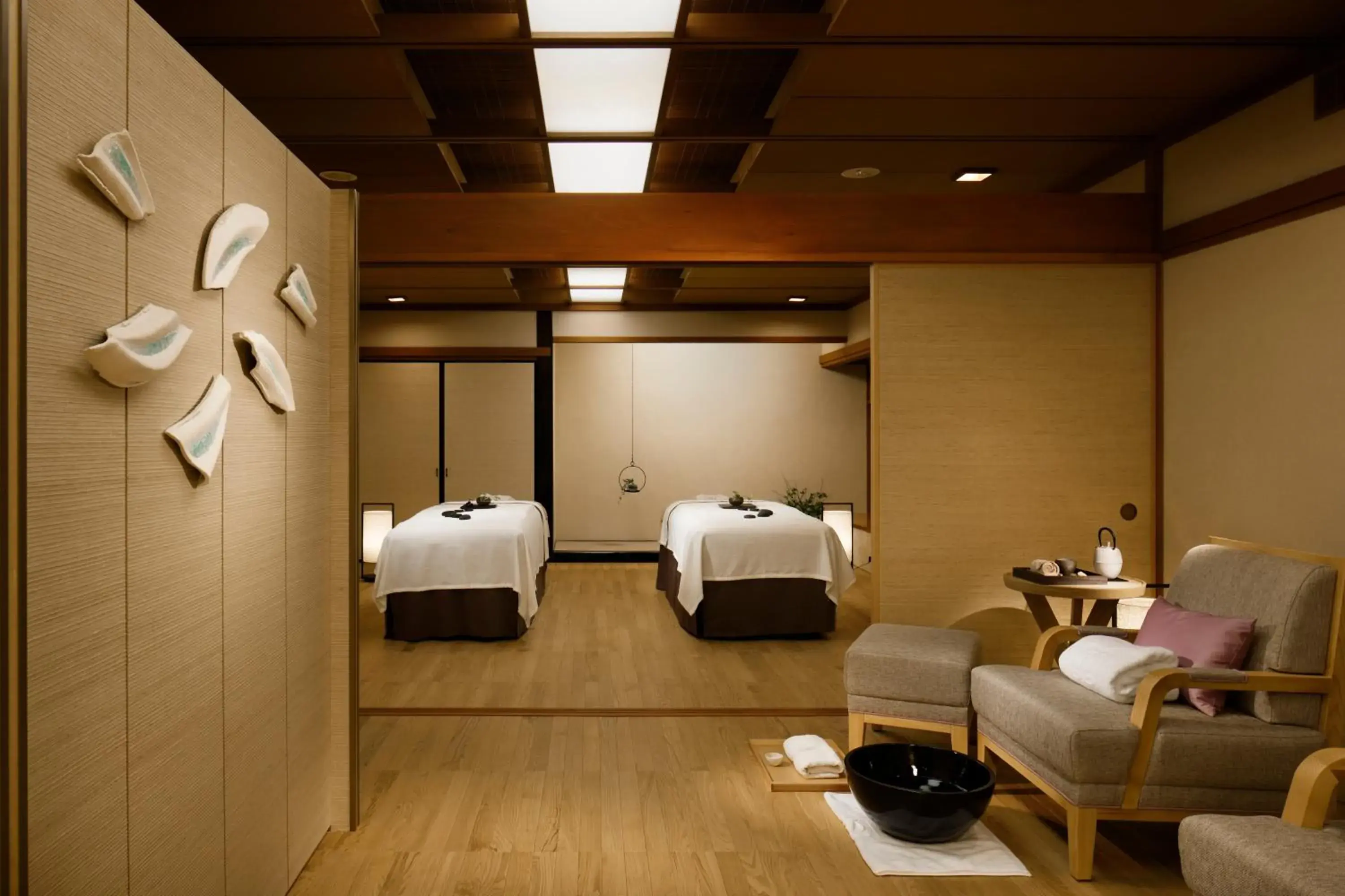 Massage, Bed in Takanawa Hanakohro - in Grand Prince Hotel Takanawa Massage, Bed in Takanawa Hanakohro - in Grand Prince Hotel Takanawa