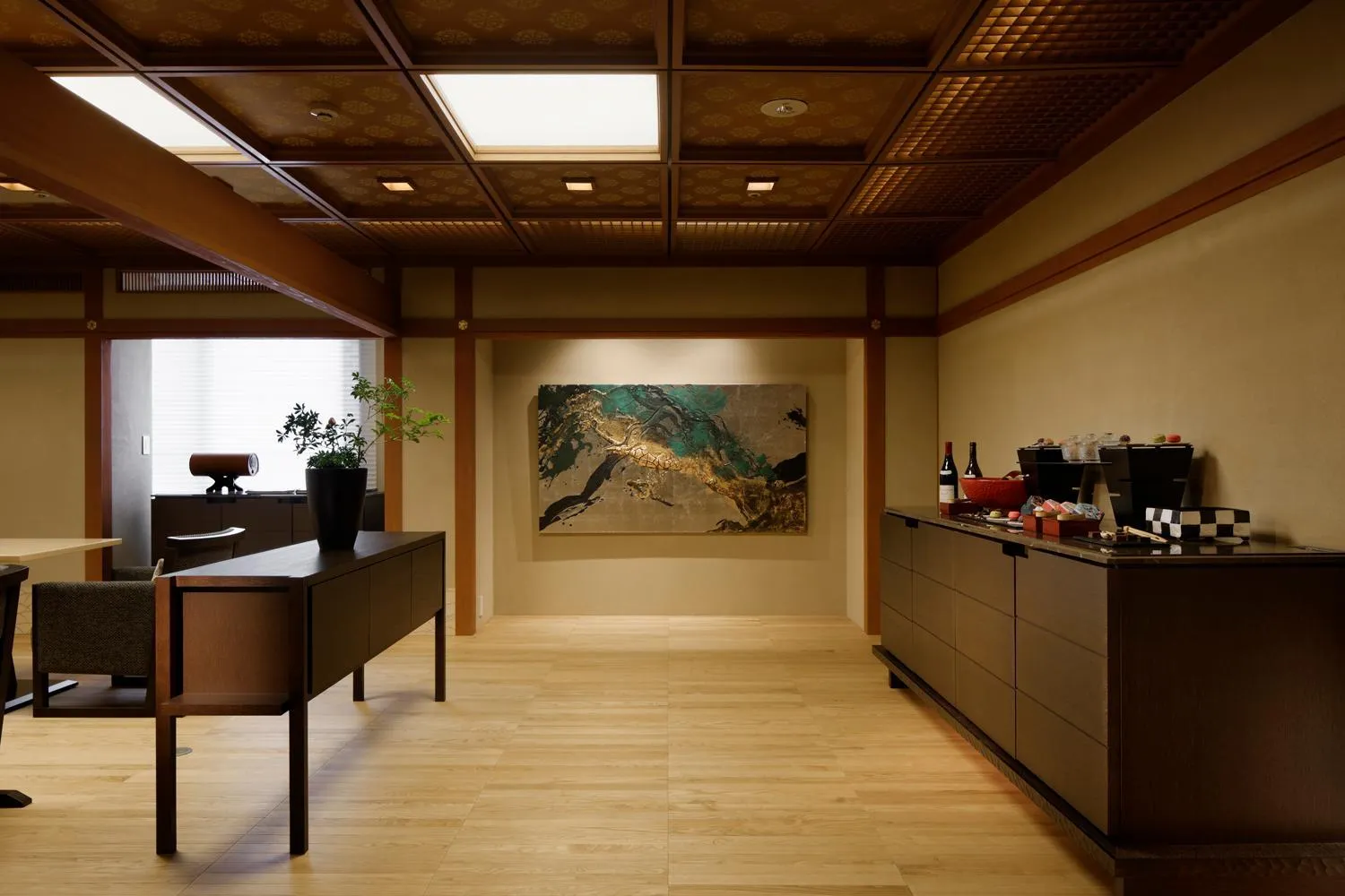 Communal lounge/ TV room in Takanawa Hanakohro - in Grand Prince Hotel Takanawa