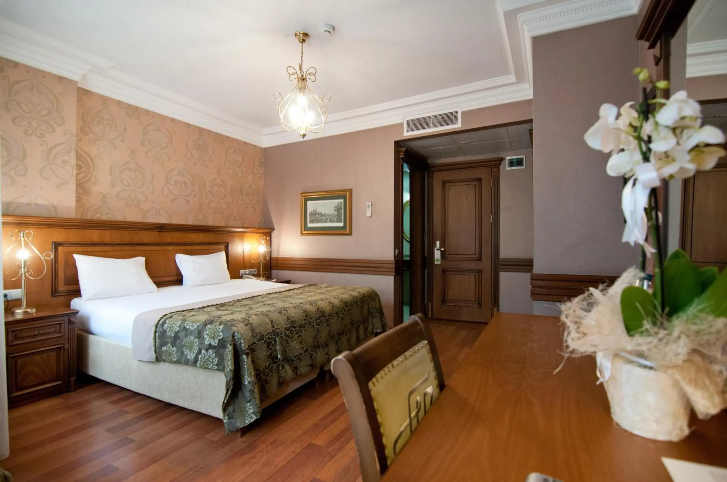 Superior Double Room with Sea View in Ferman Hotel Old City -Special Category Superior Double Room with Sea View in Ferman Hotel Old City -Special Category