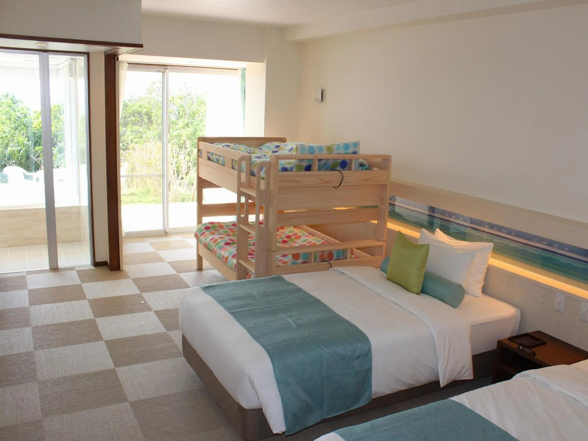 Bed in Seven Colors Ishigakijima