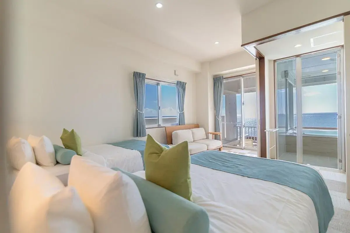 Bed in Seven Colors Ishigakijima Bed in Seven Colors Ishigakijima