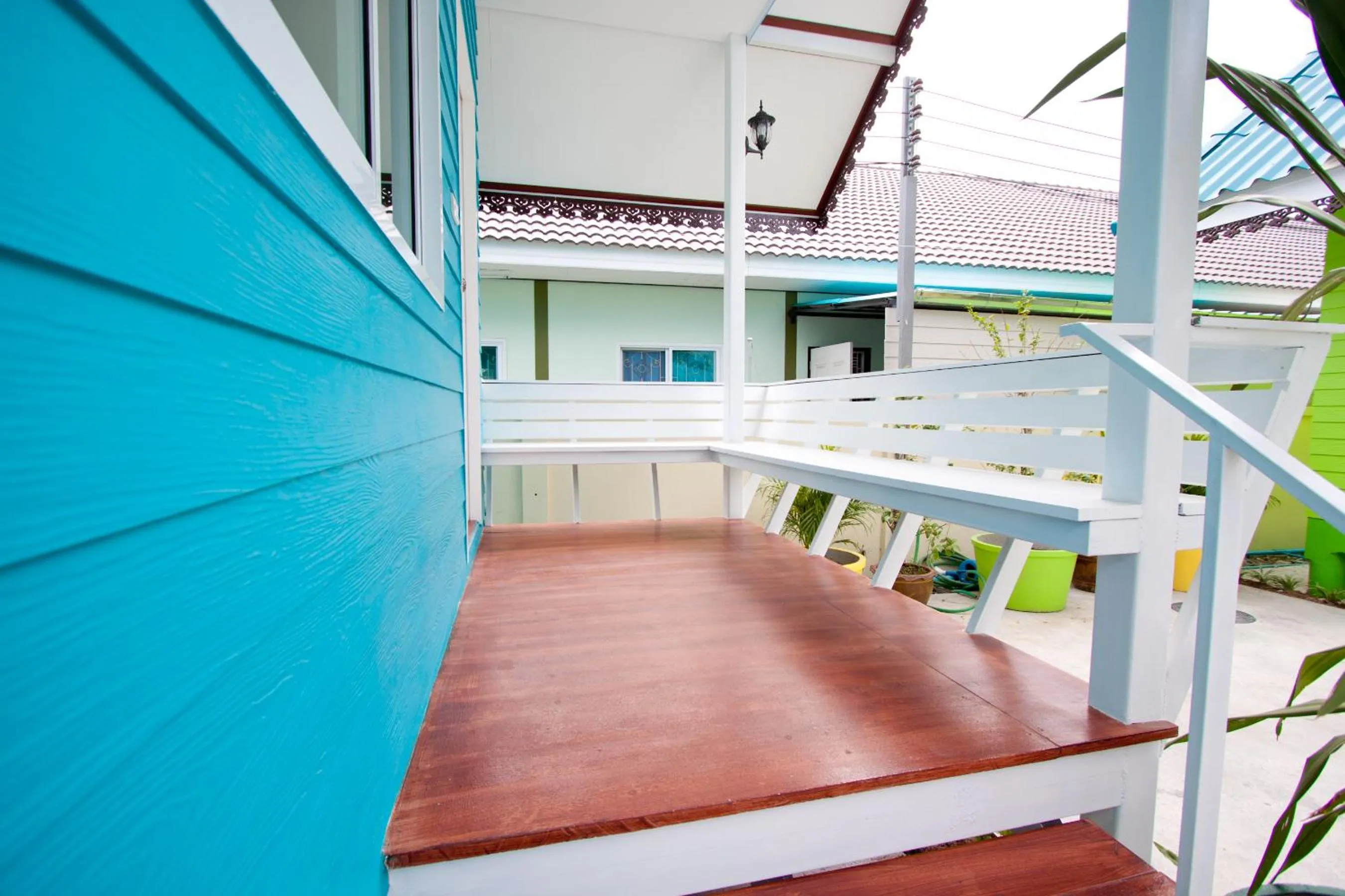 Seating area in Bannrommai Sattahip