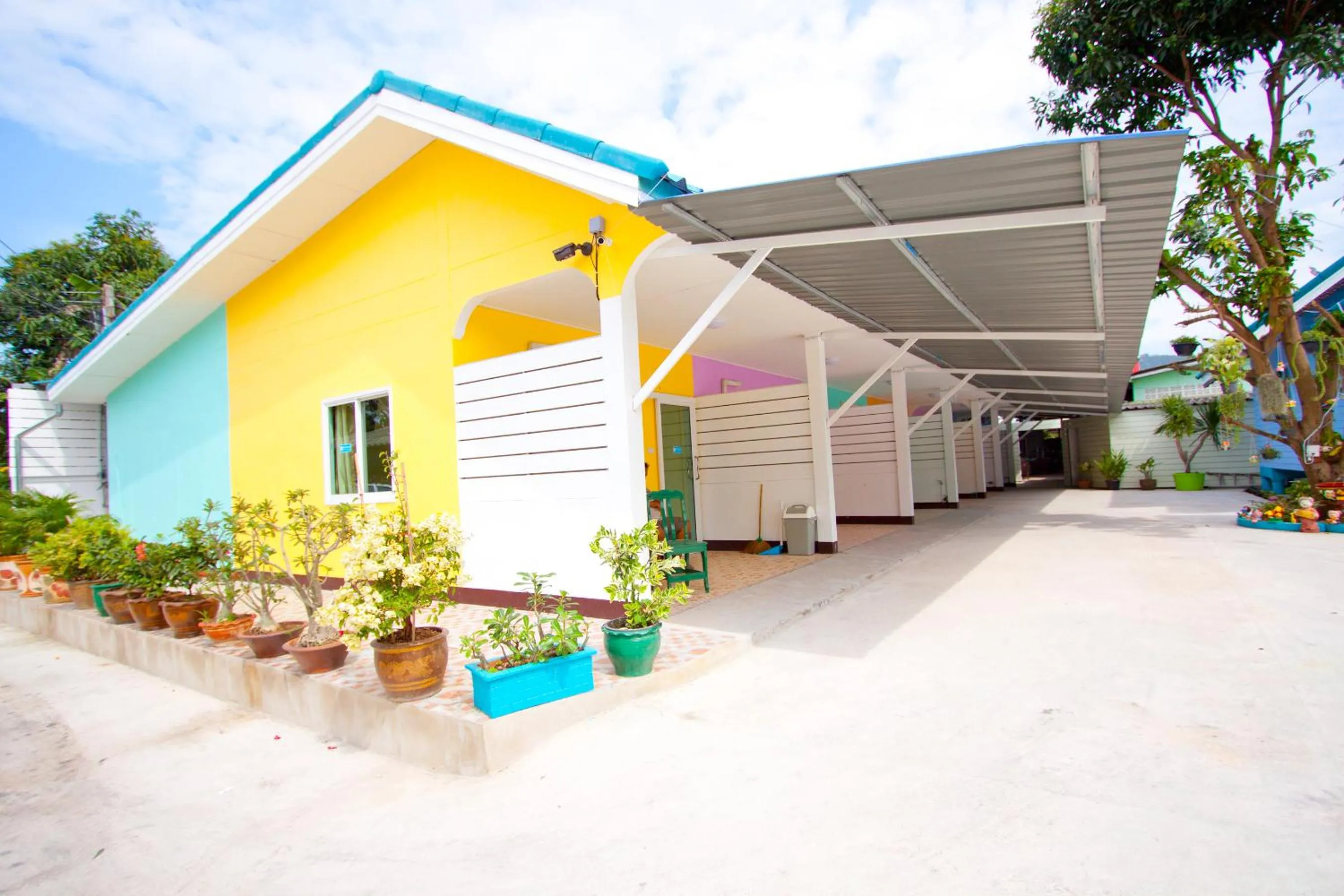 Property building in Bannrommai Sattahip