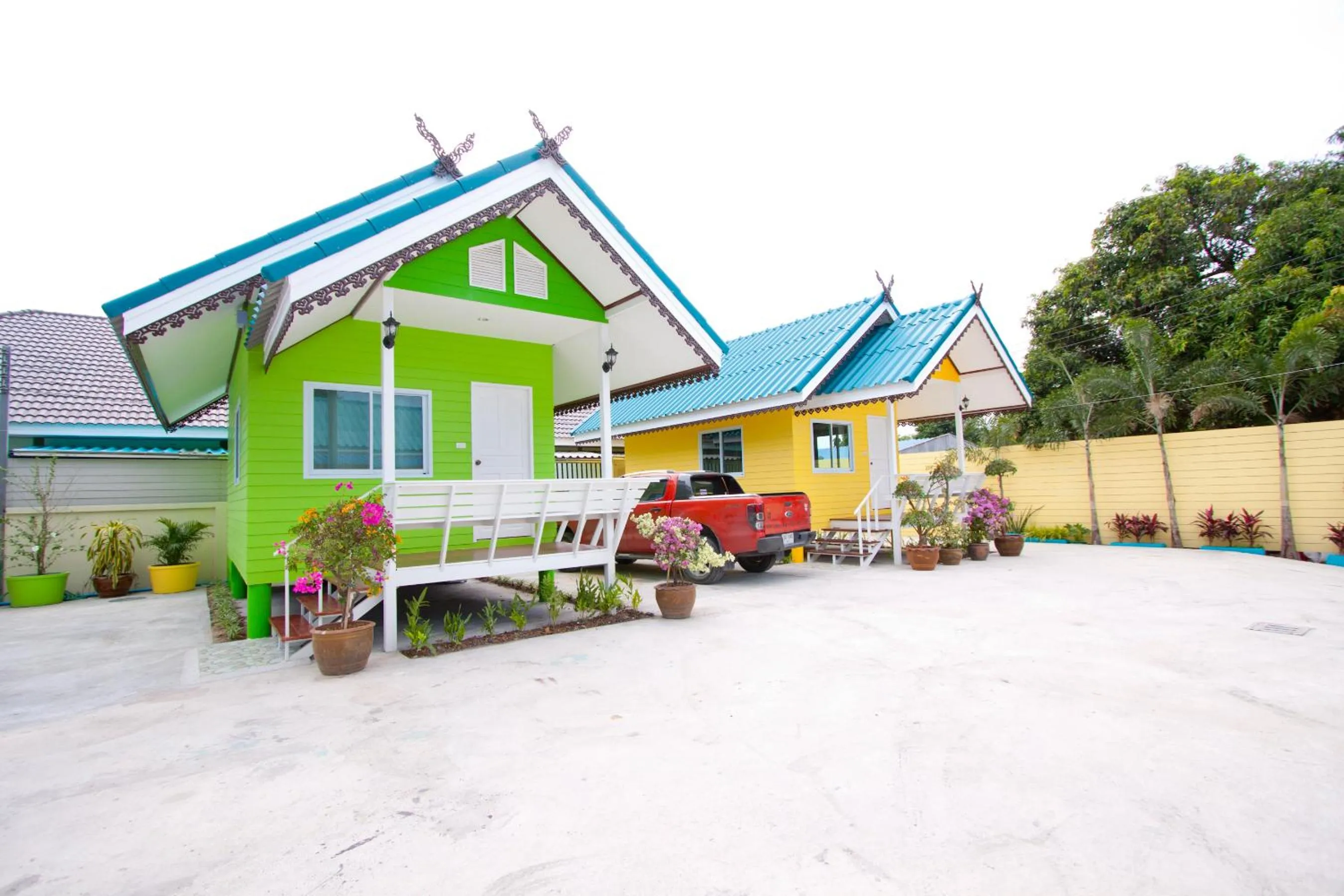 Facade/entrance in Bannrommai Sattahip